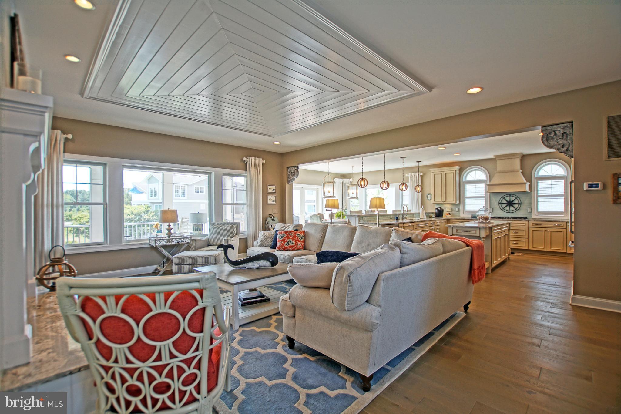 CAPE SHORES - Residential