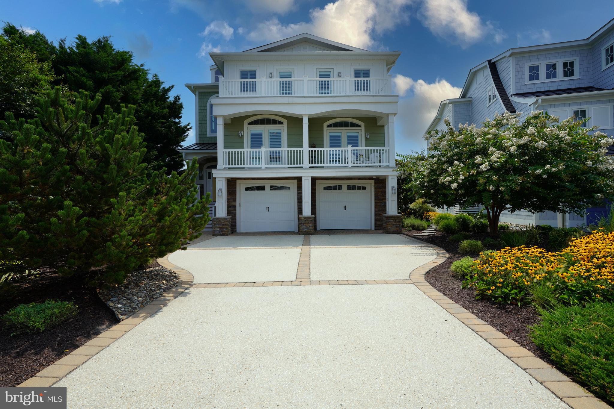 CAPE SHORES - Residential