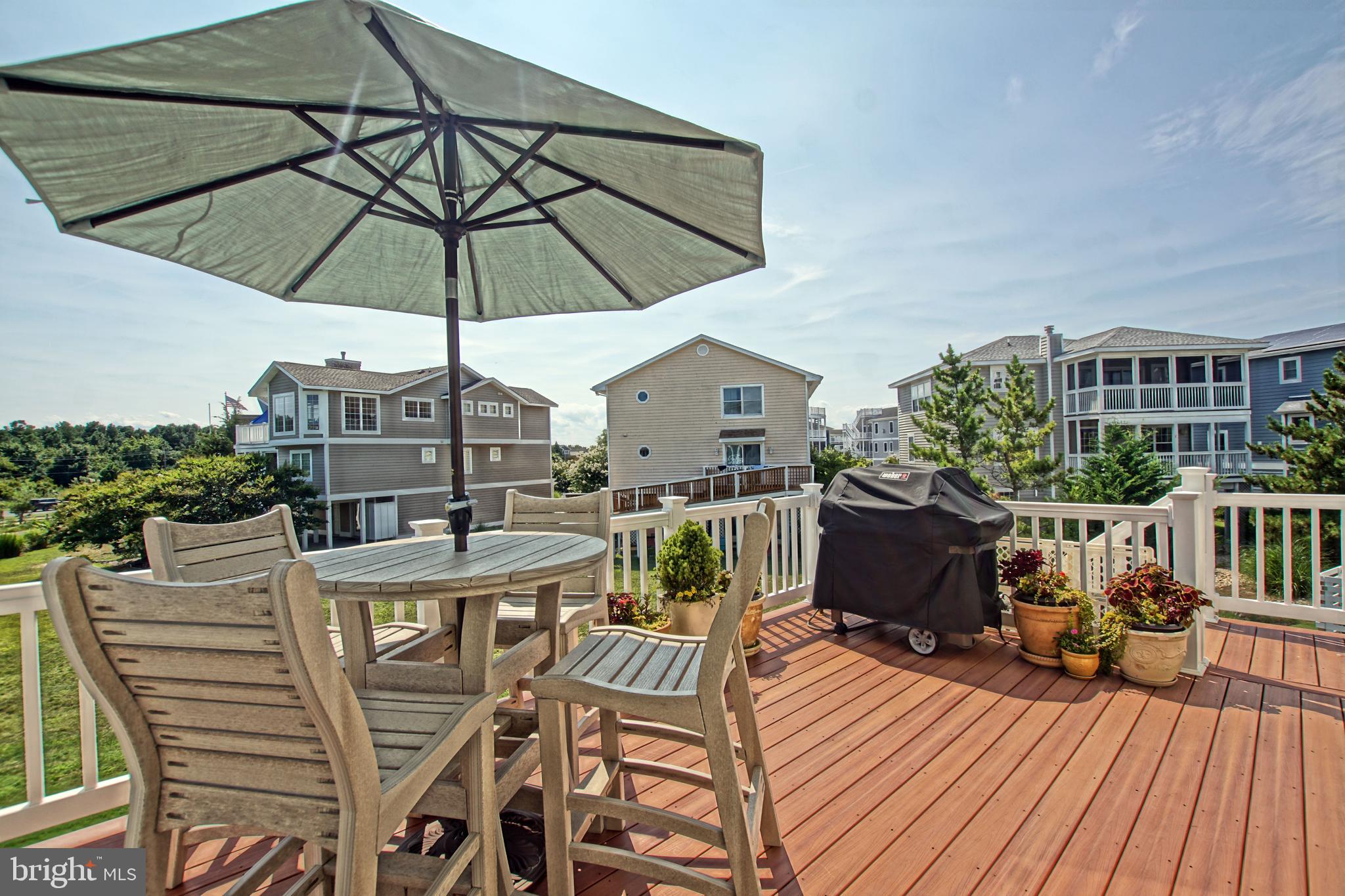 CAPE SHORES - Residential