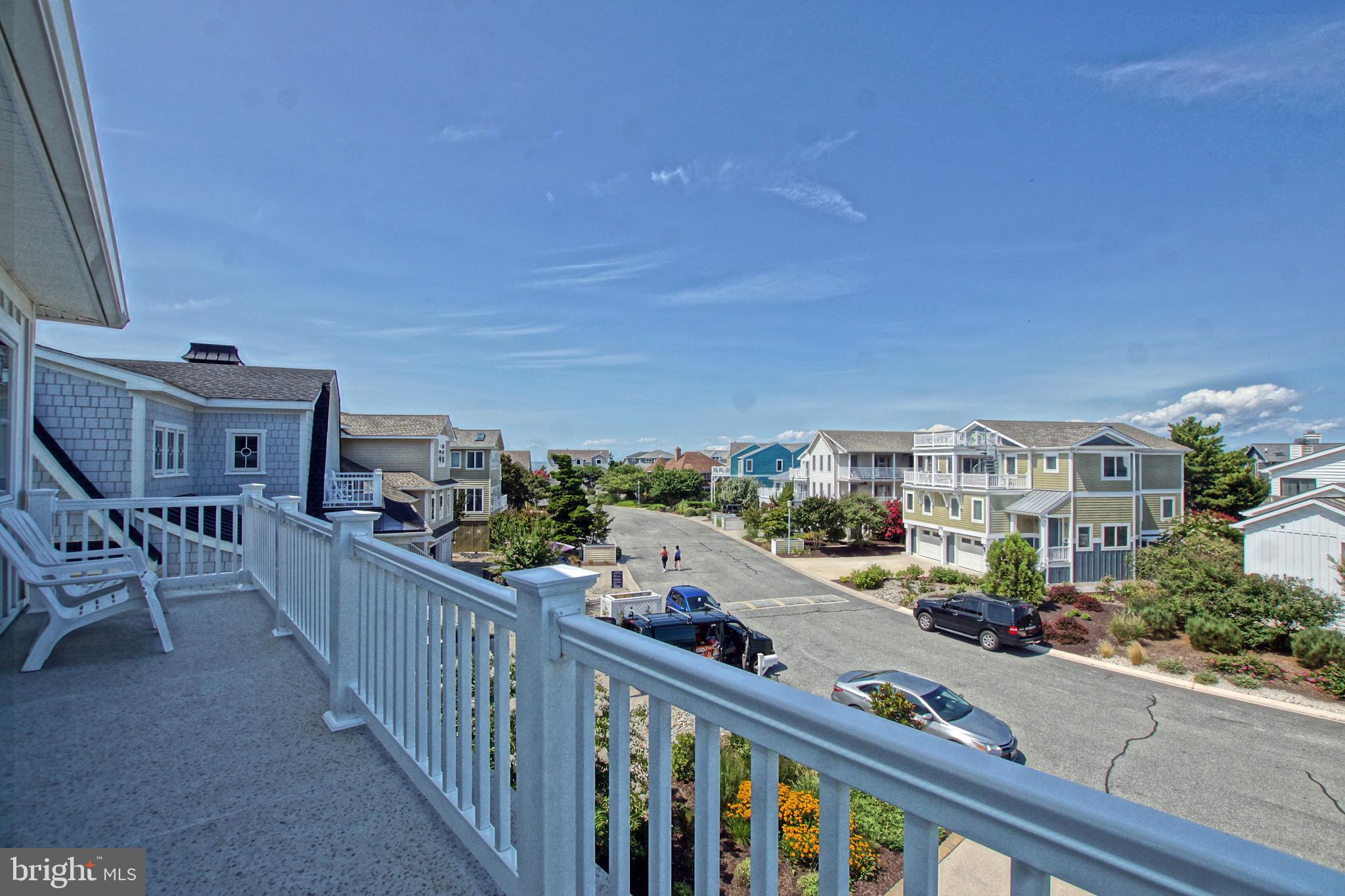 CAPE SHORES - Residential