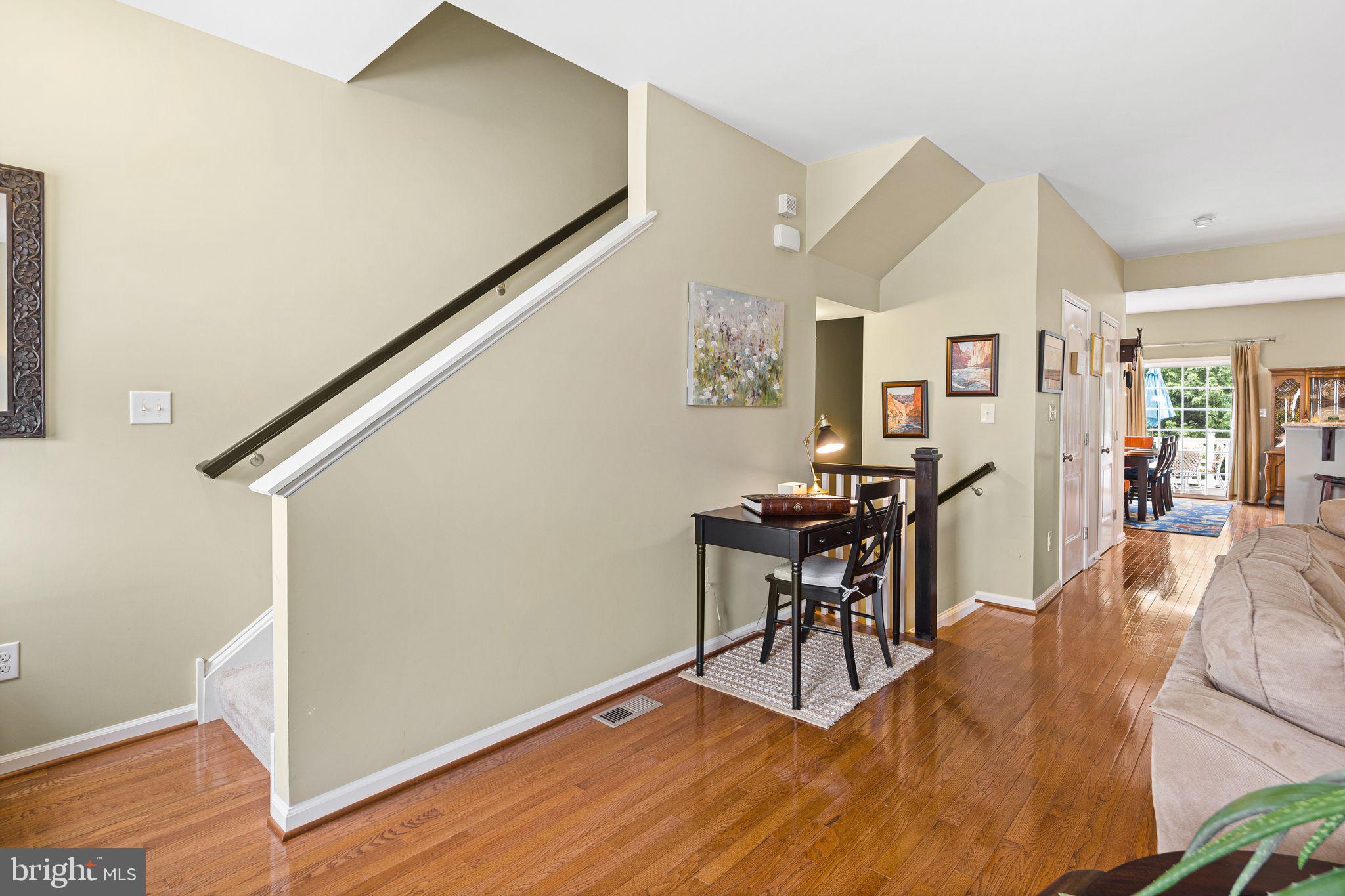 12 MUNRO ROAD