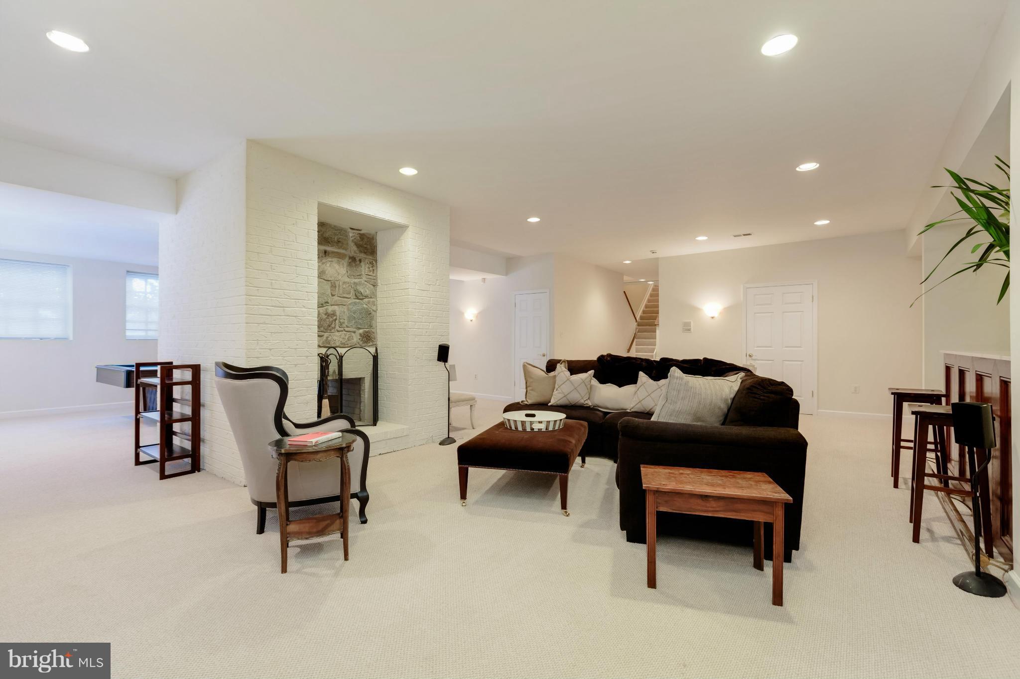 LANGLEY FOREST - Residential