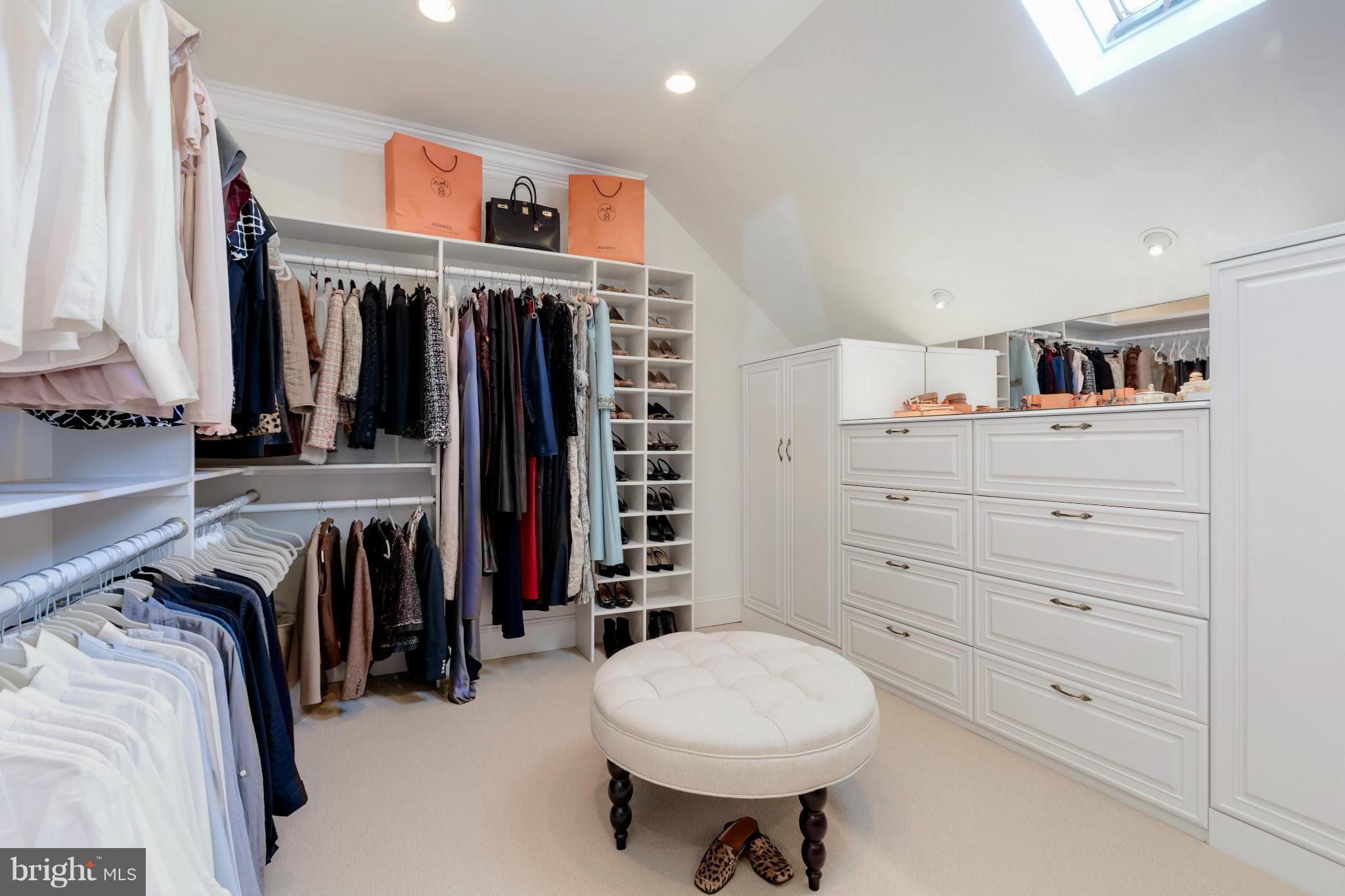 LANGLEY FOREST - Residential