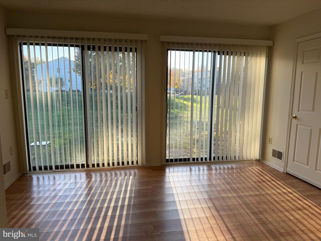 Photo of 7 Oneill Court, LAWRENCEVILLE, NJ 08648 (MLS # NJME2068940)