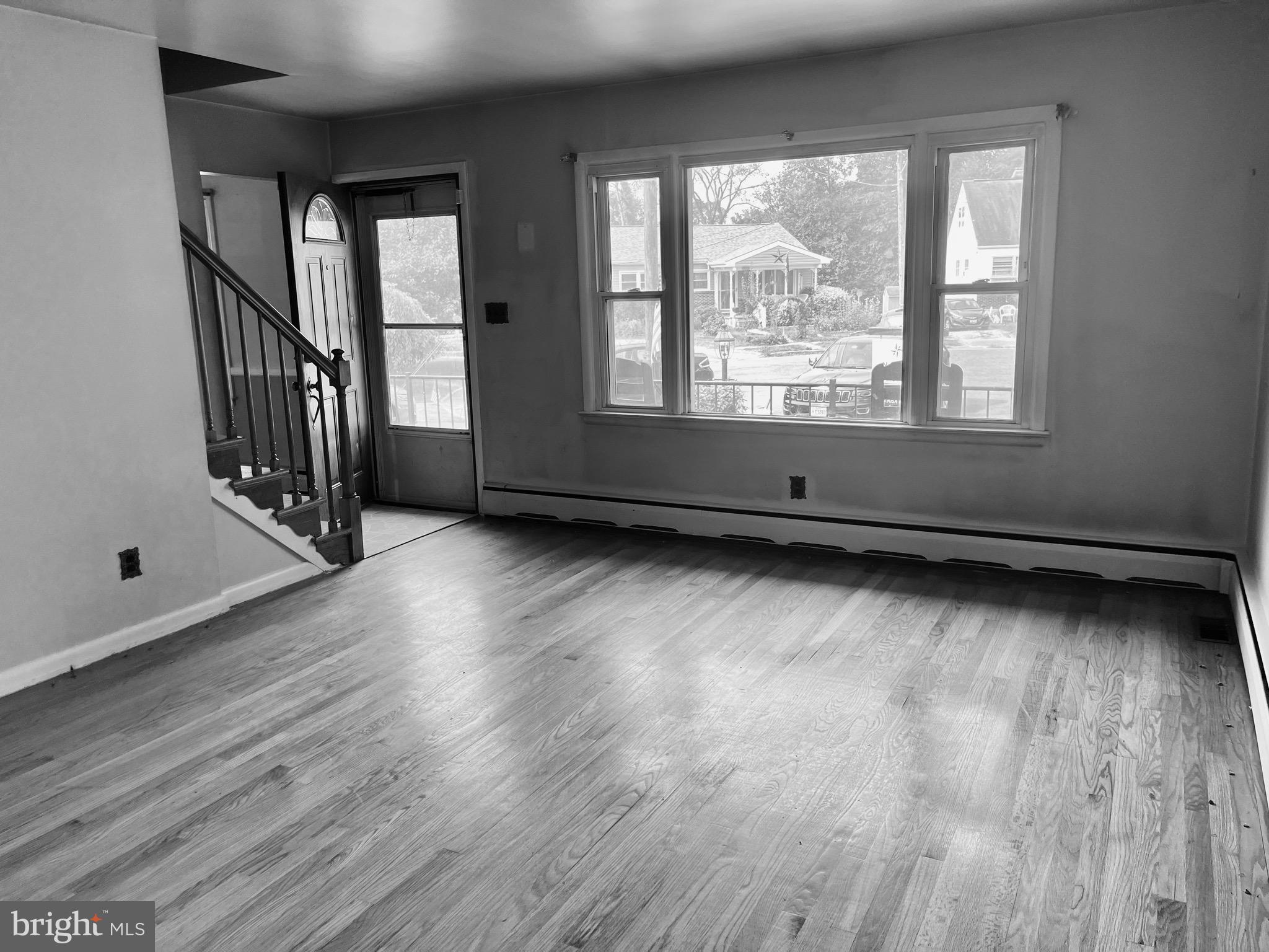 OAK SPRINGS - Residential