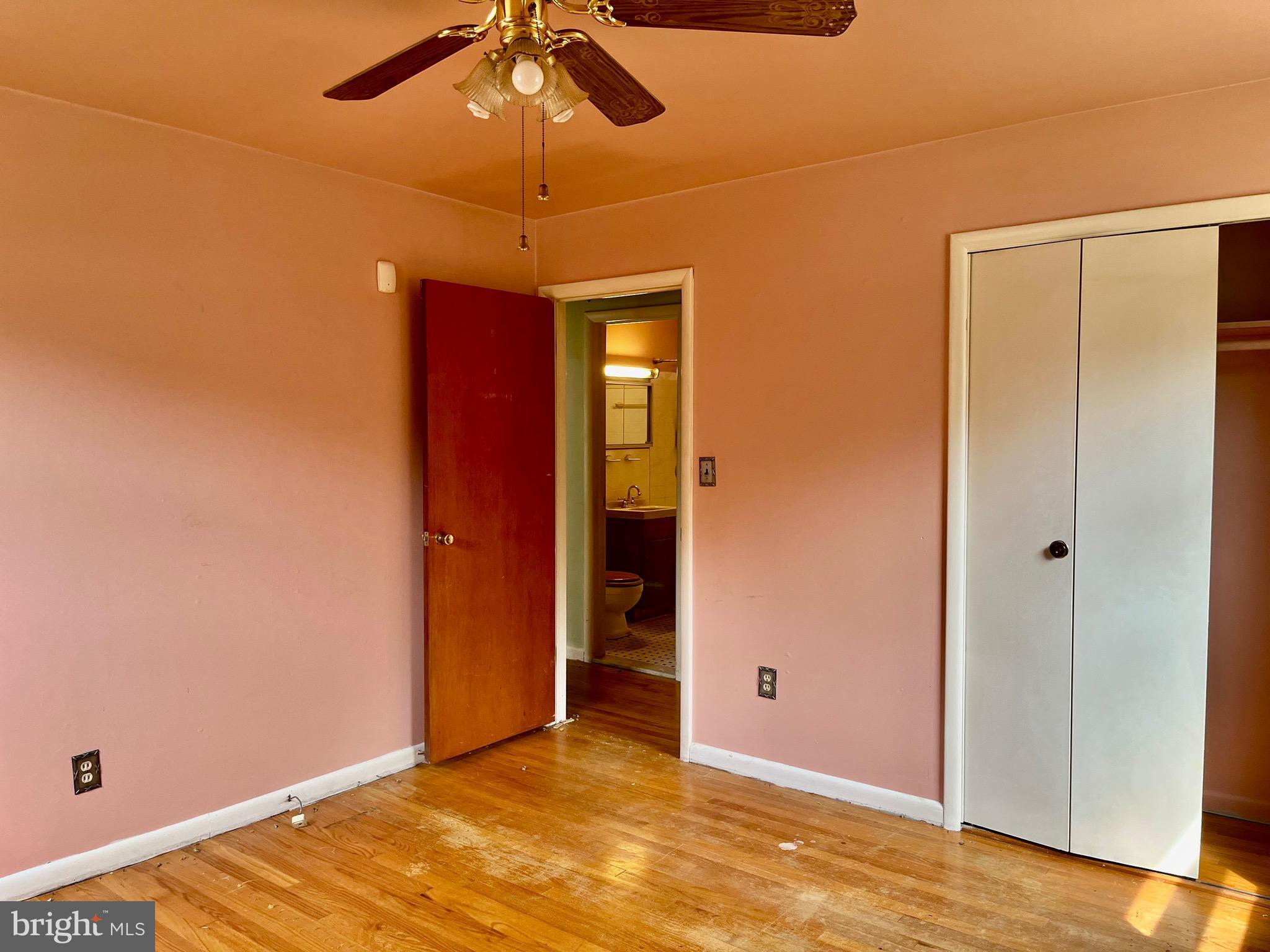 OAK SPRINGS - Residential