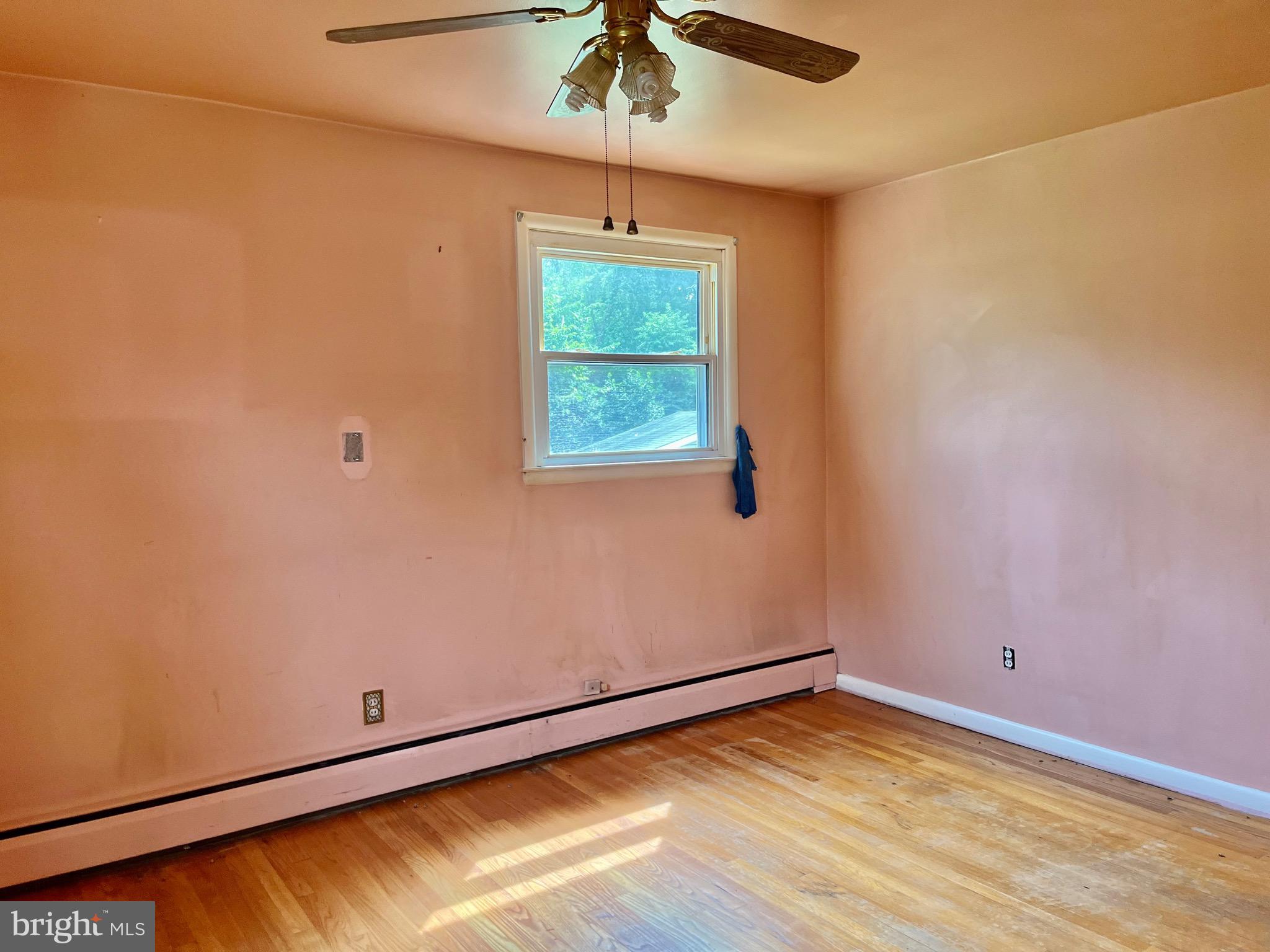 OAK SPRINGS - Residential