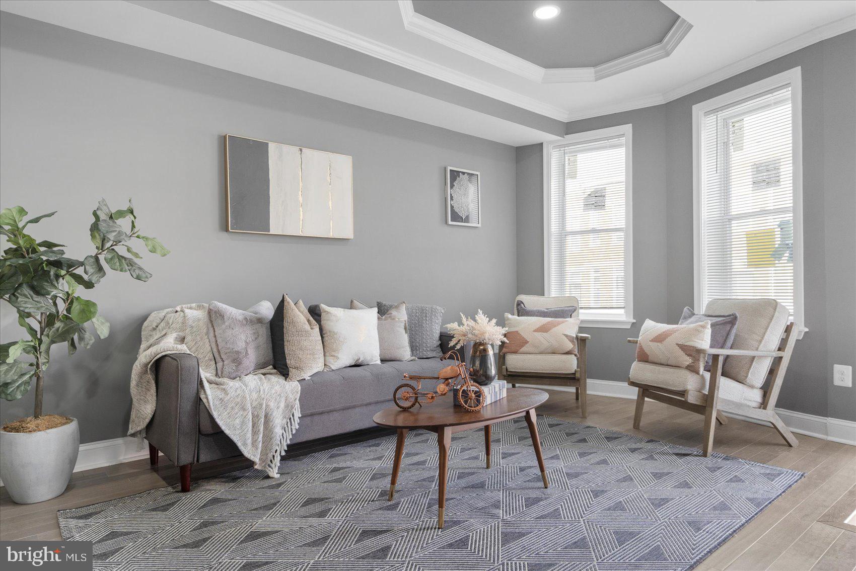 MIDTOWN EDMONDSON - Residential