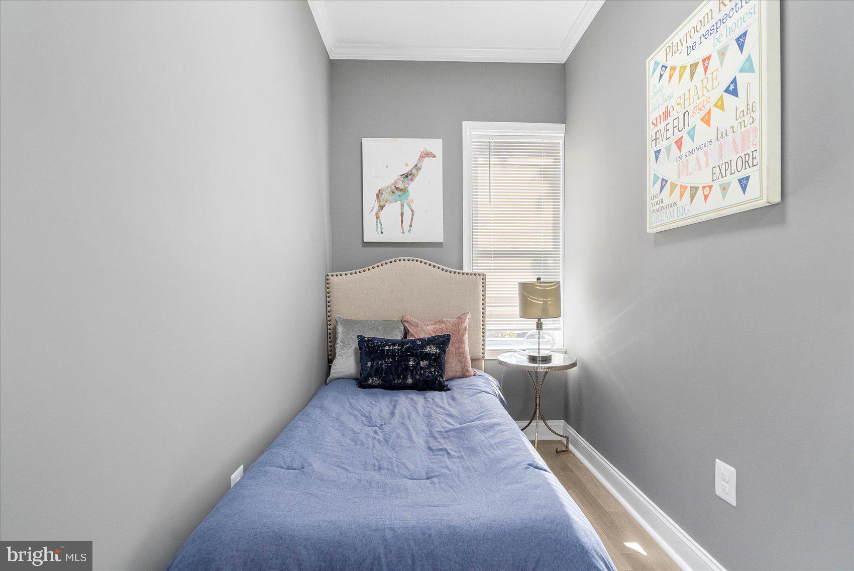 MIDTOWN EDMONDSON - Residential