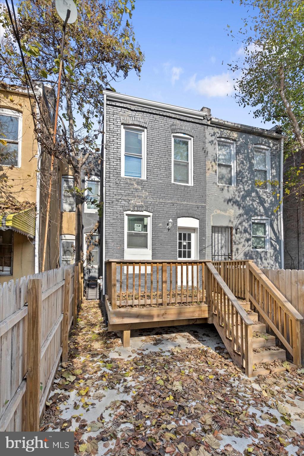 MIDTOWN EDMONDSON - Residential