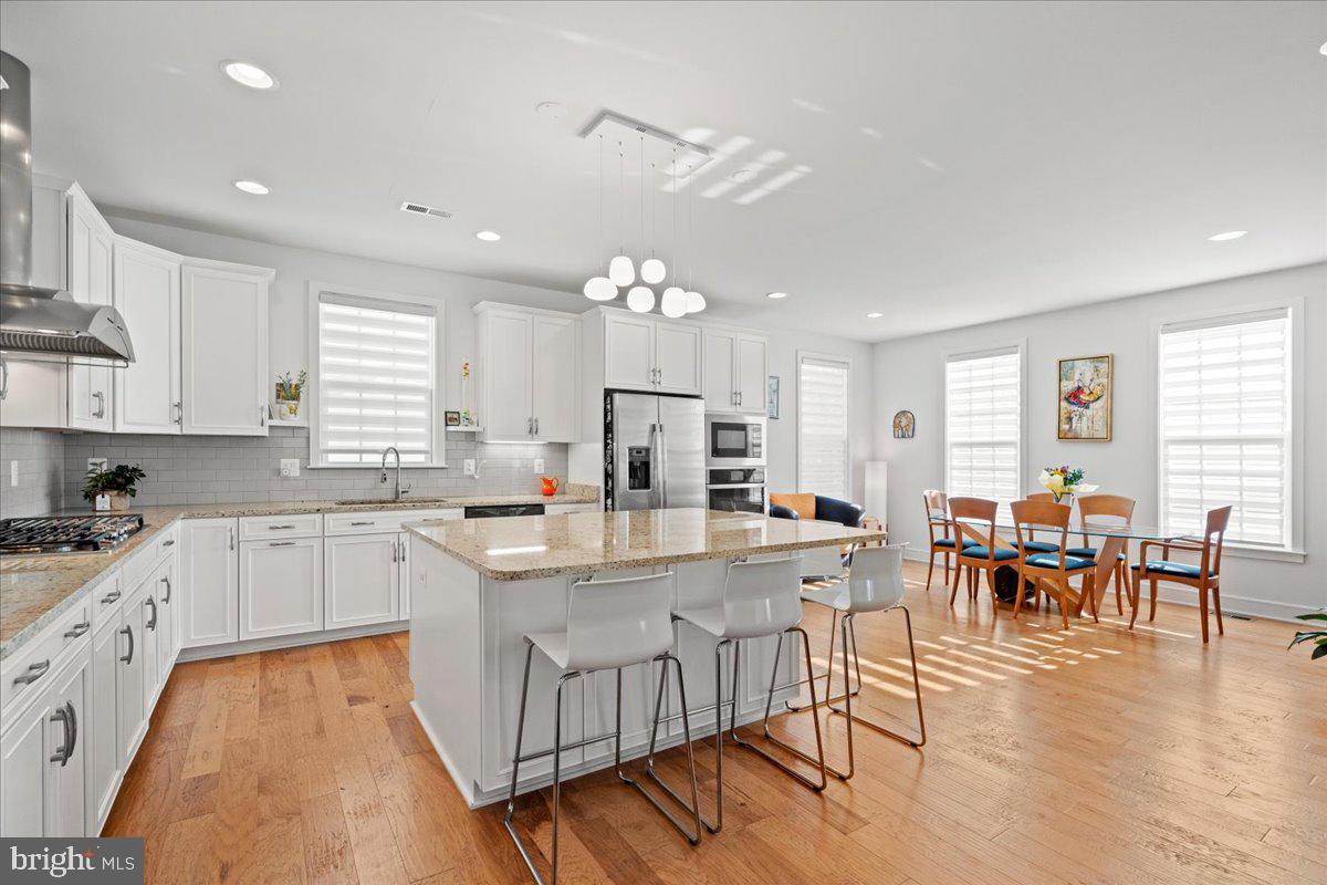 CREST OF ALEXANDRIA - Residential