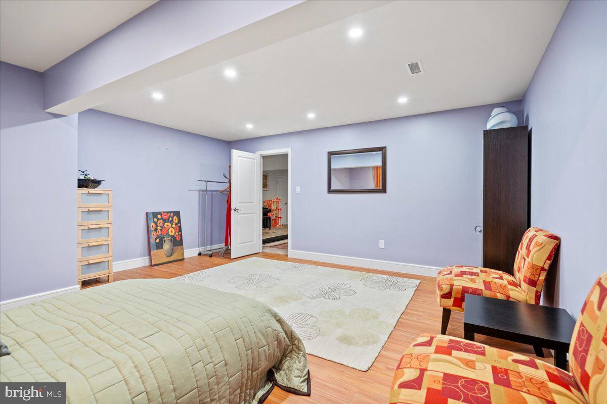 CREST OF ALEXANDRIA - Residential