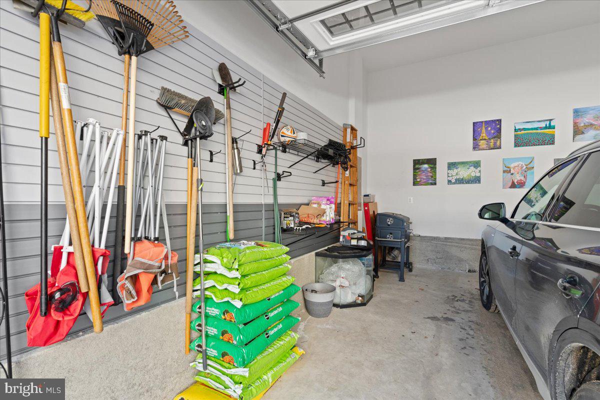 CREST OF ALEXANDRIA - Residential