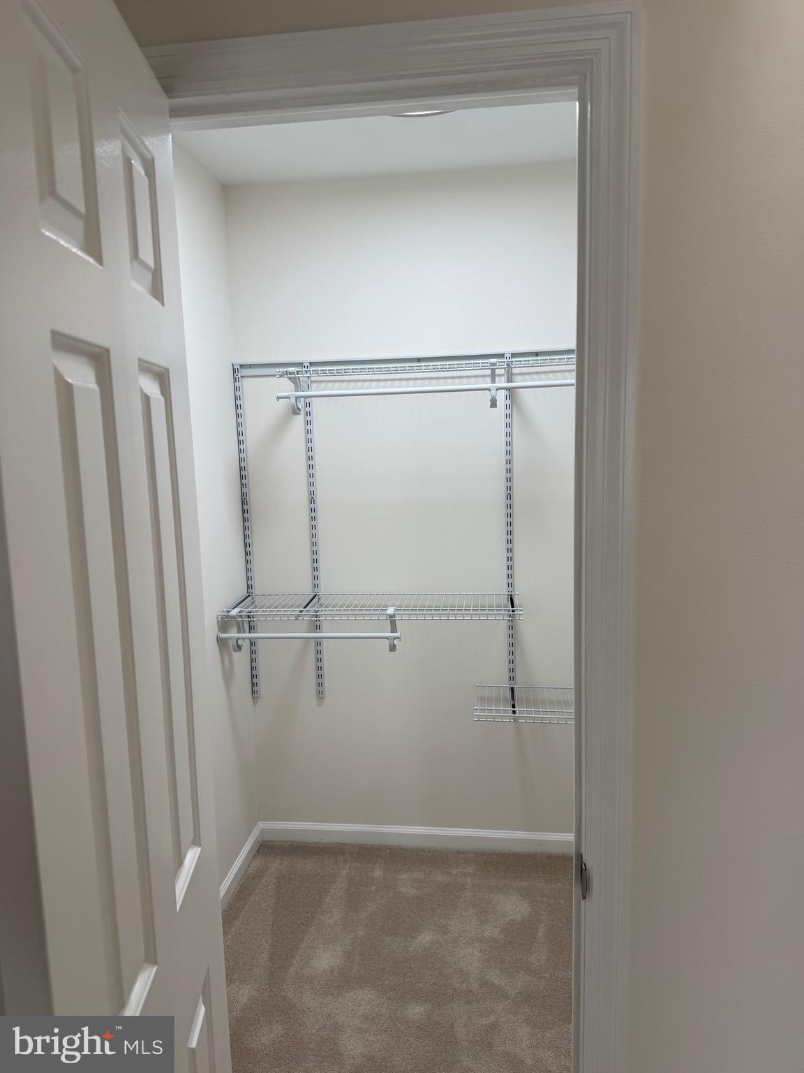 JEFFERSON SQUARE - Residential