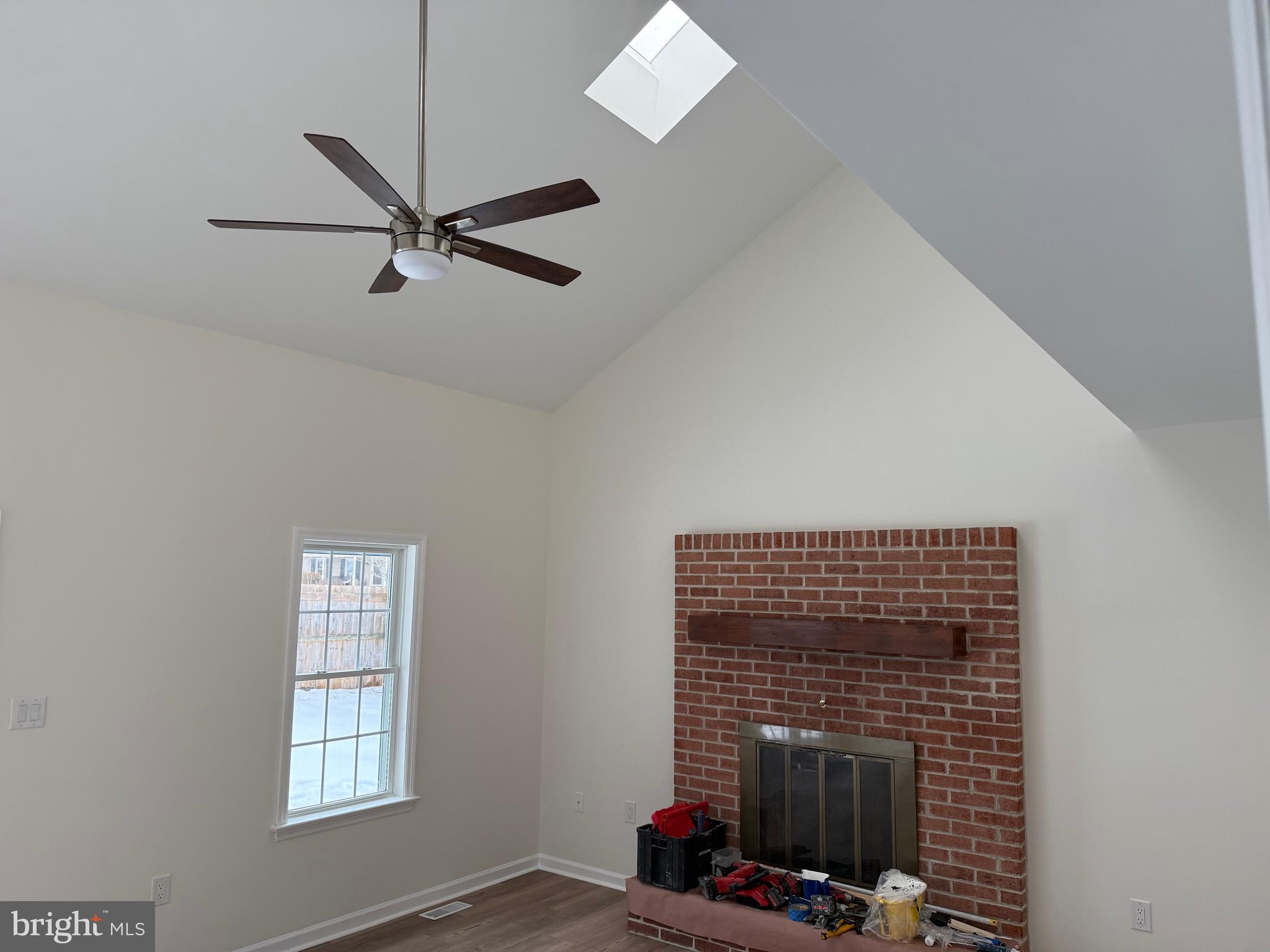 JEFFERSON SQUARE - Residential