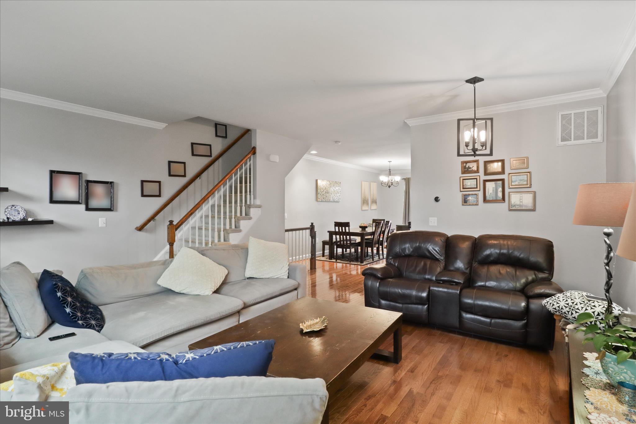 FAIR LAKES - Residential Lease