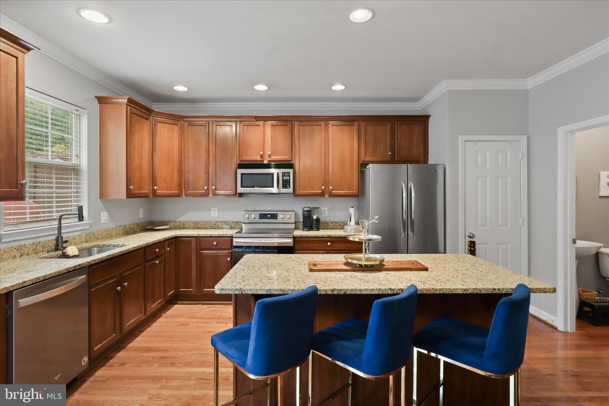 FAIR LAKES - Residential Lease