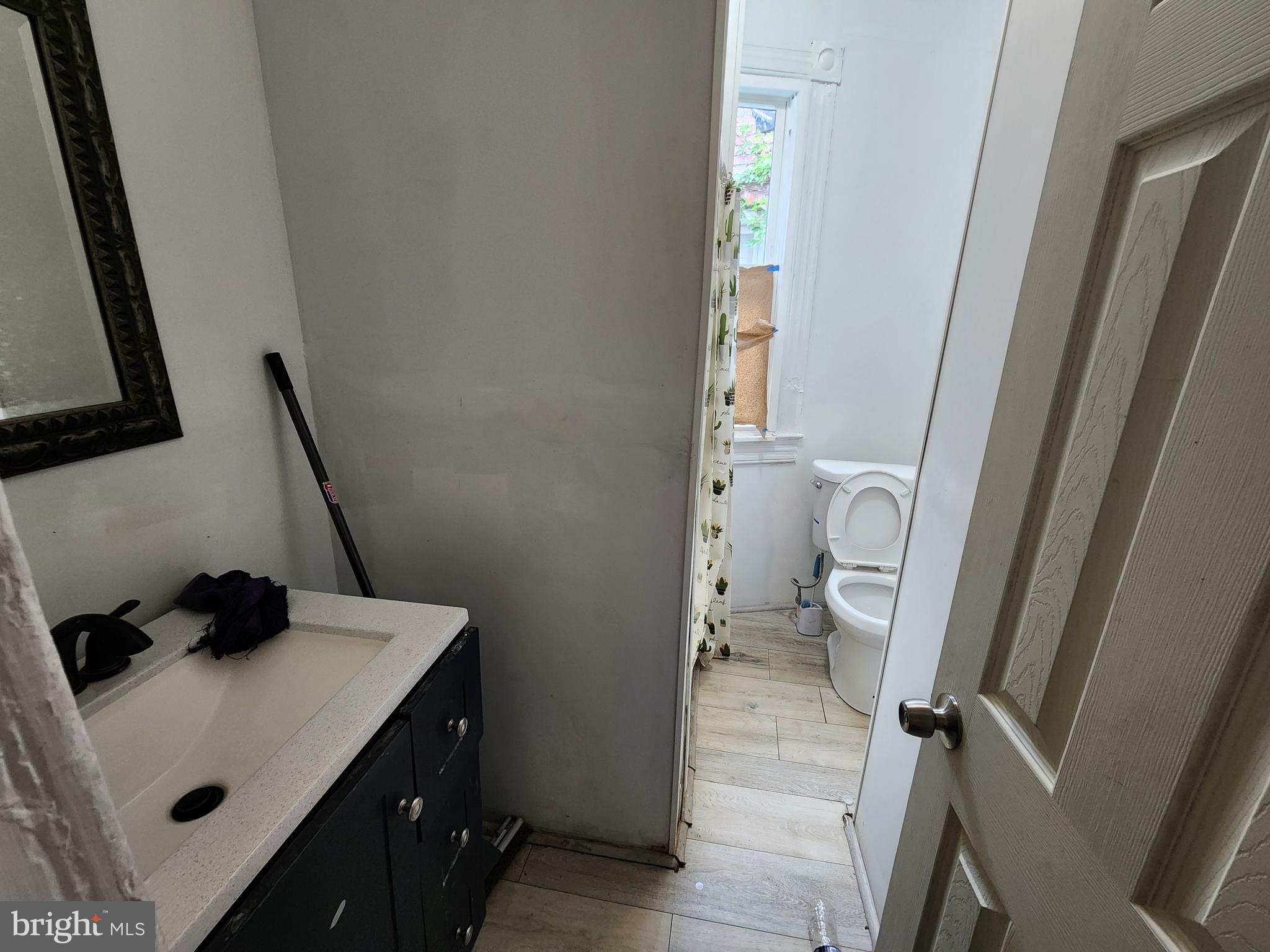 SANDTOWN-WINCHESTER - Residential