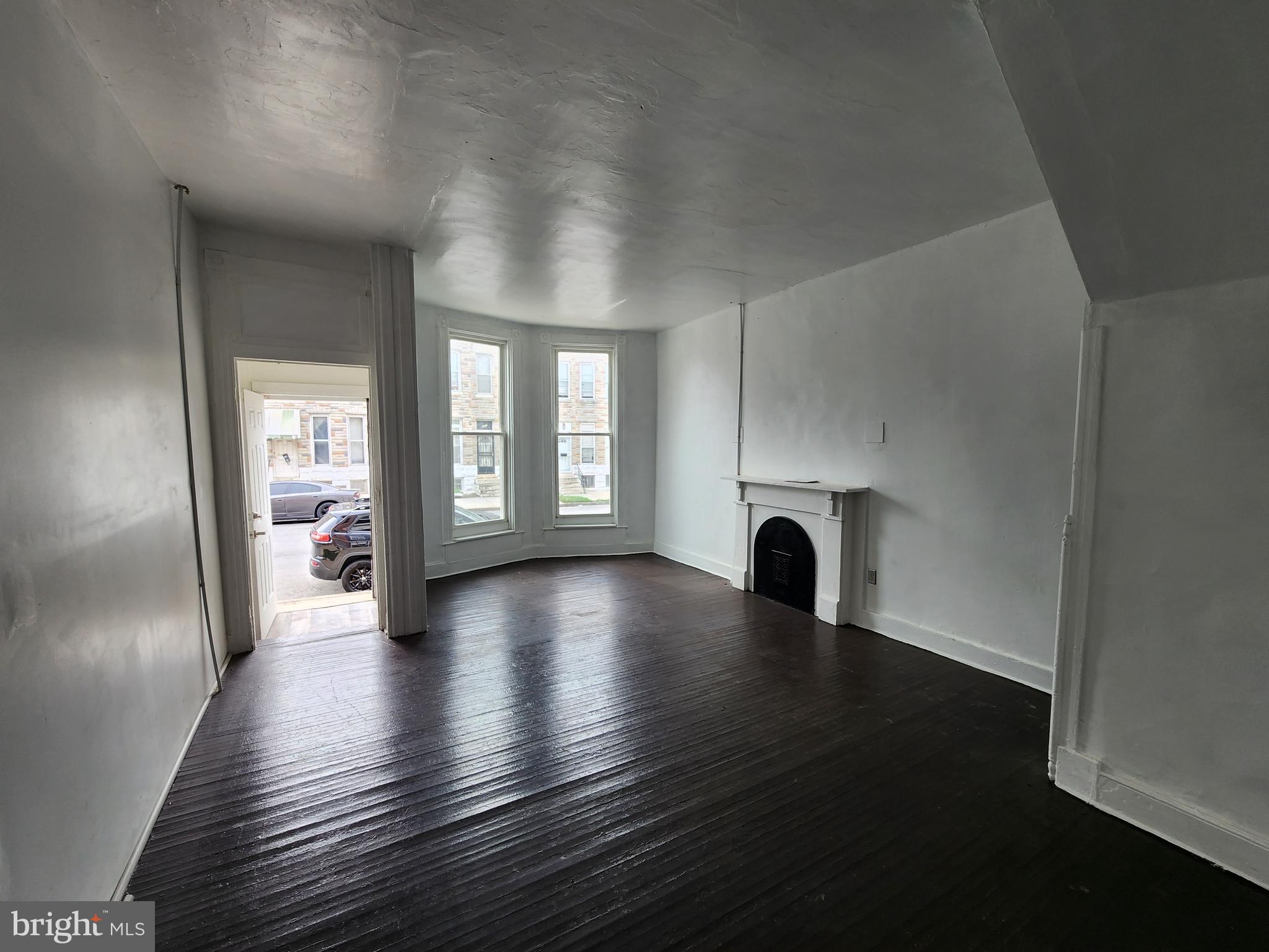 SANDTOWN-WINCHESTER - Residential
