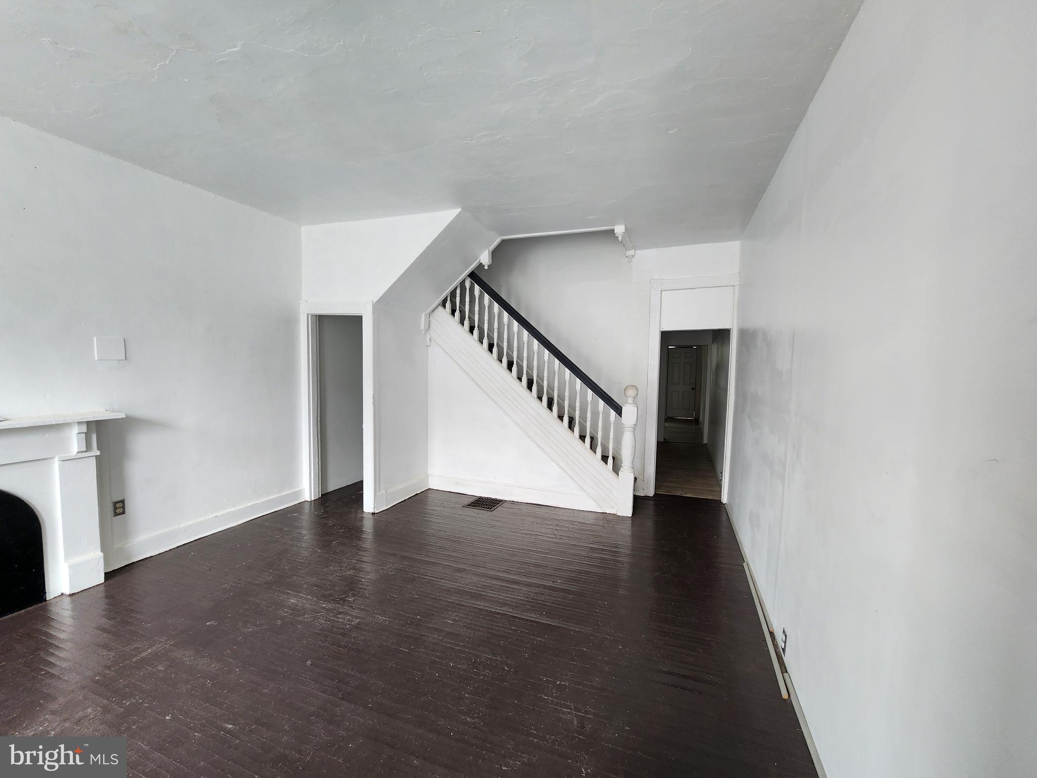 SANDTOWN-WINCHESTER - Residential