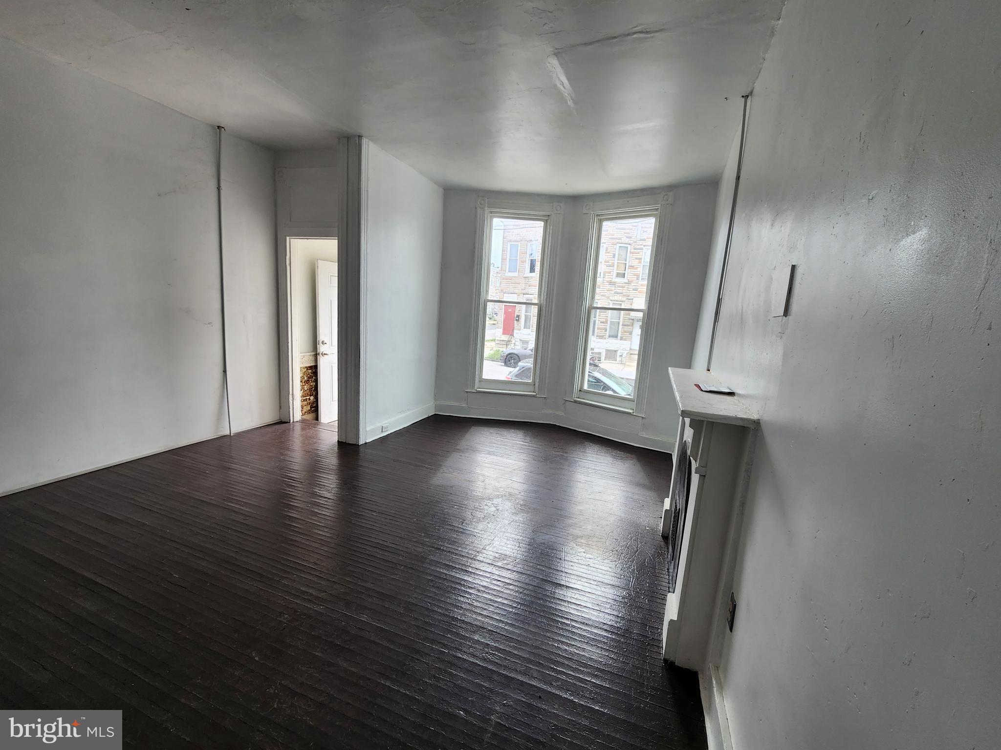 SANDTOWN-WINCHESTER - Residential