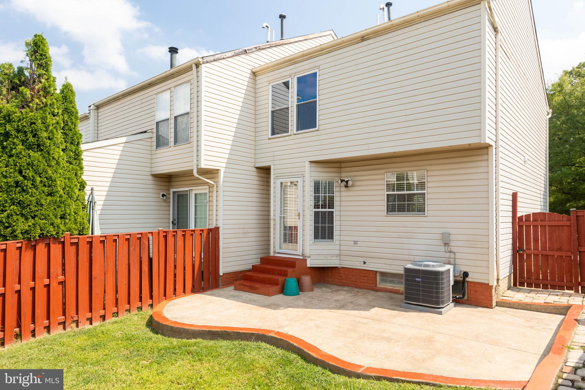 CASTLE STONE AT WHITE MARSH - Residential