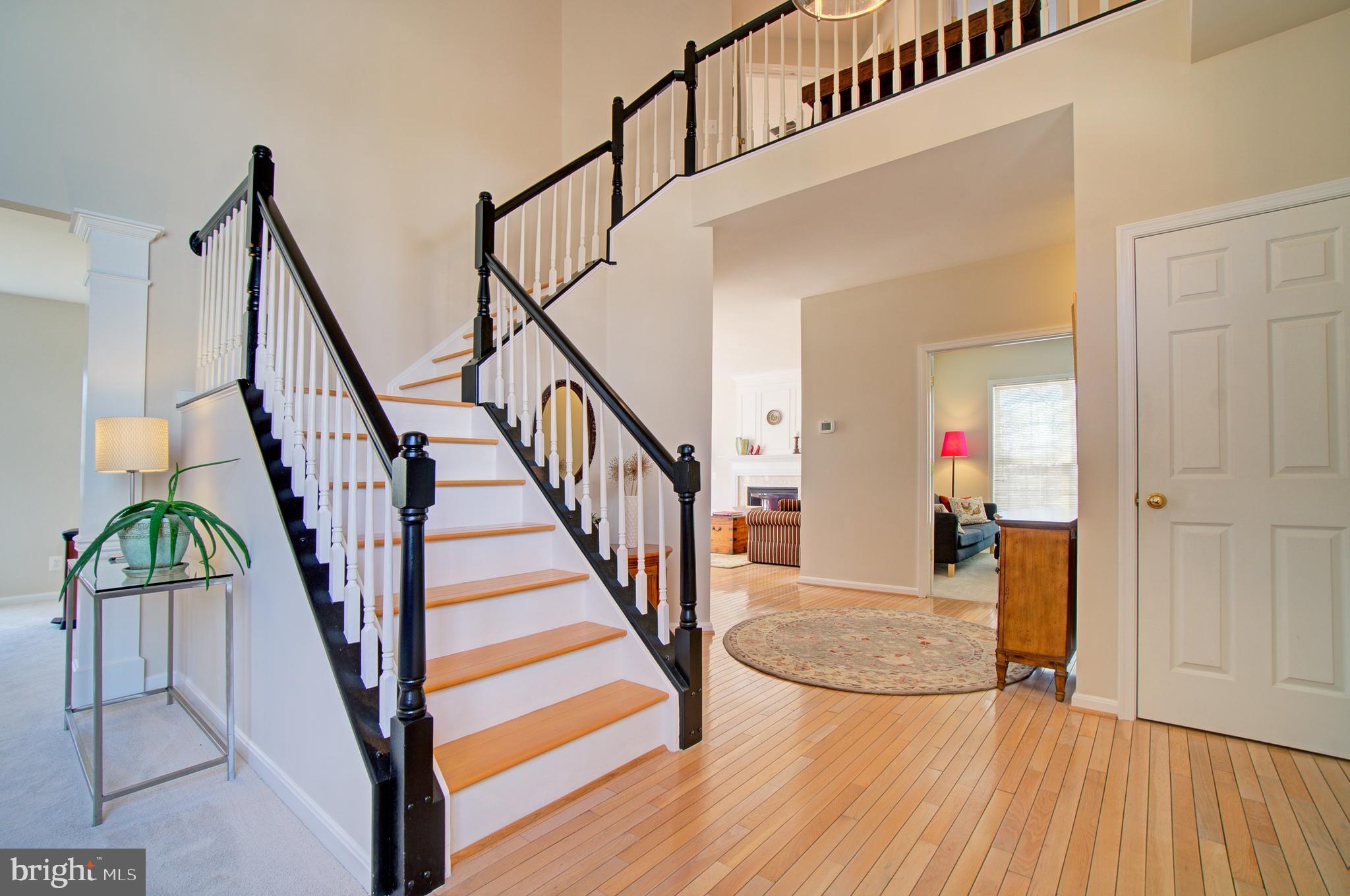 THE COURTS OF FOX MILL - Residential