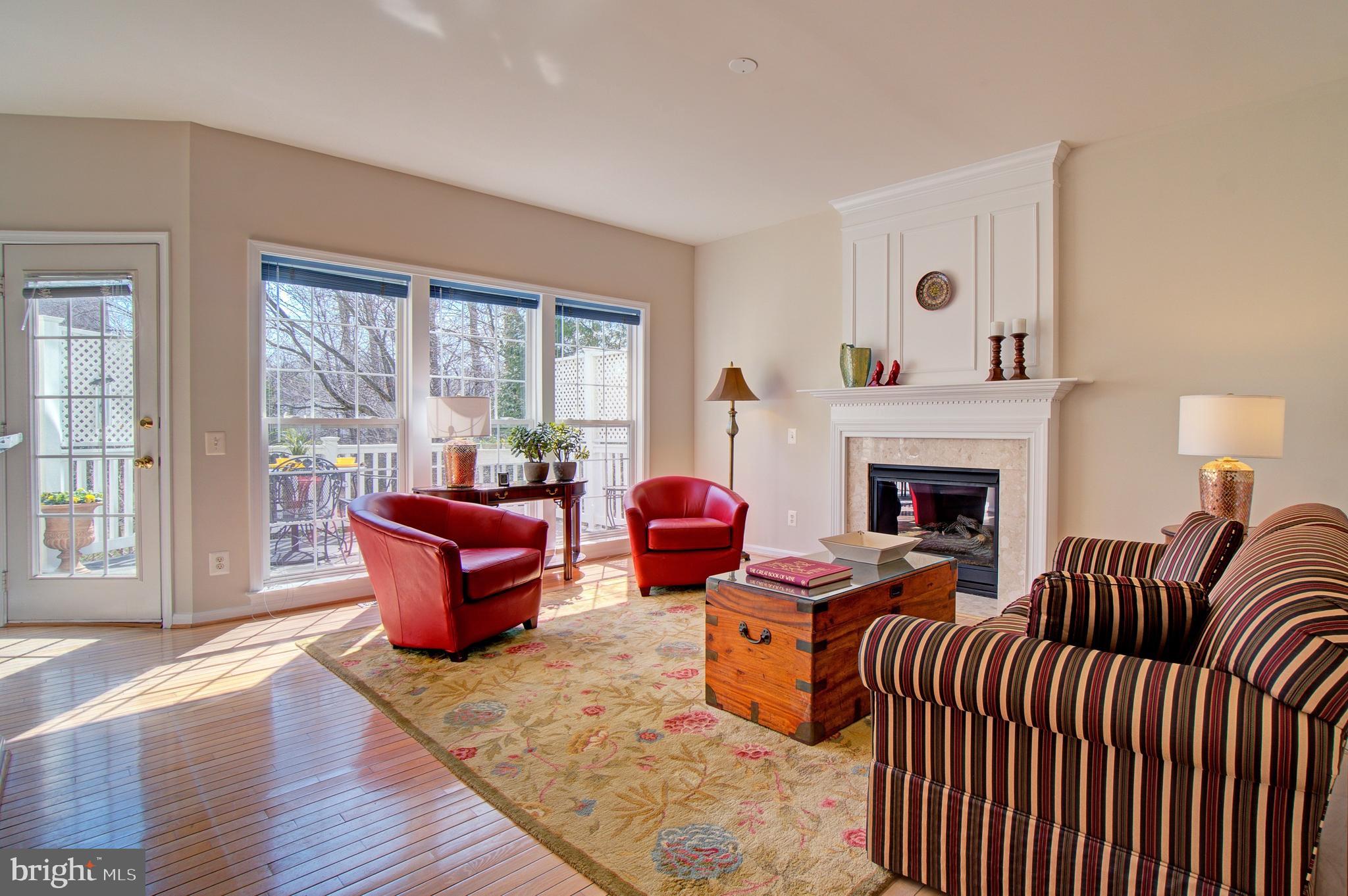 THE COURTS OF FOX MILL - Residential