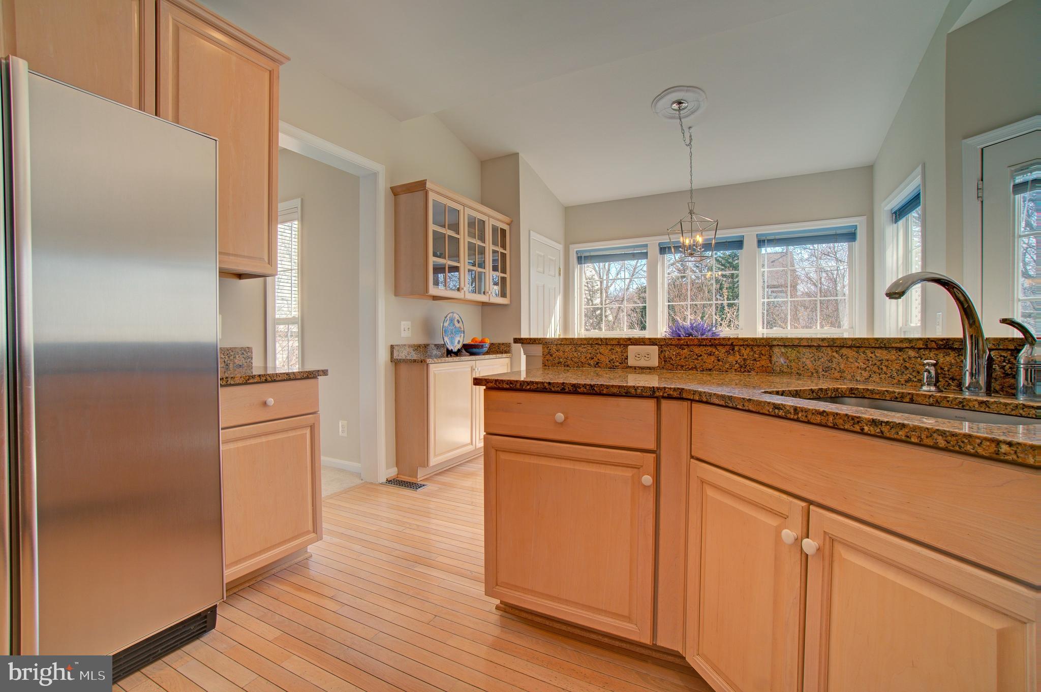 THE COURTS OF FOX MILL - Residential