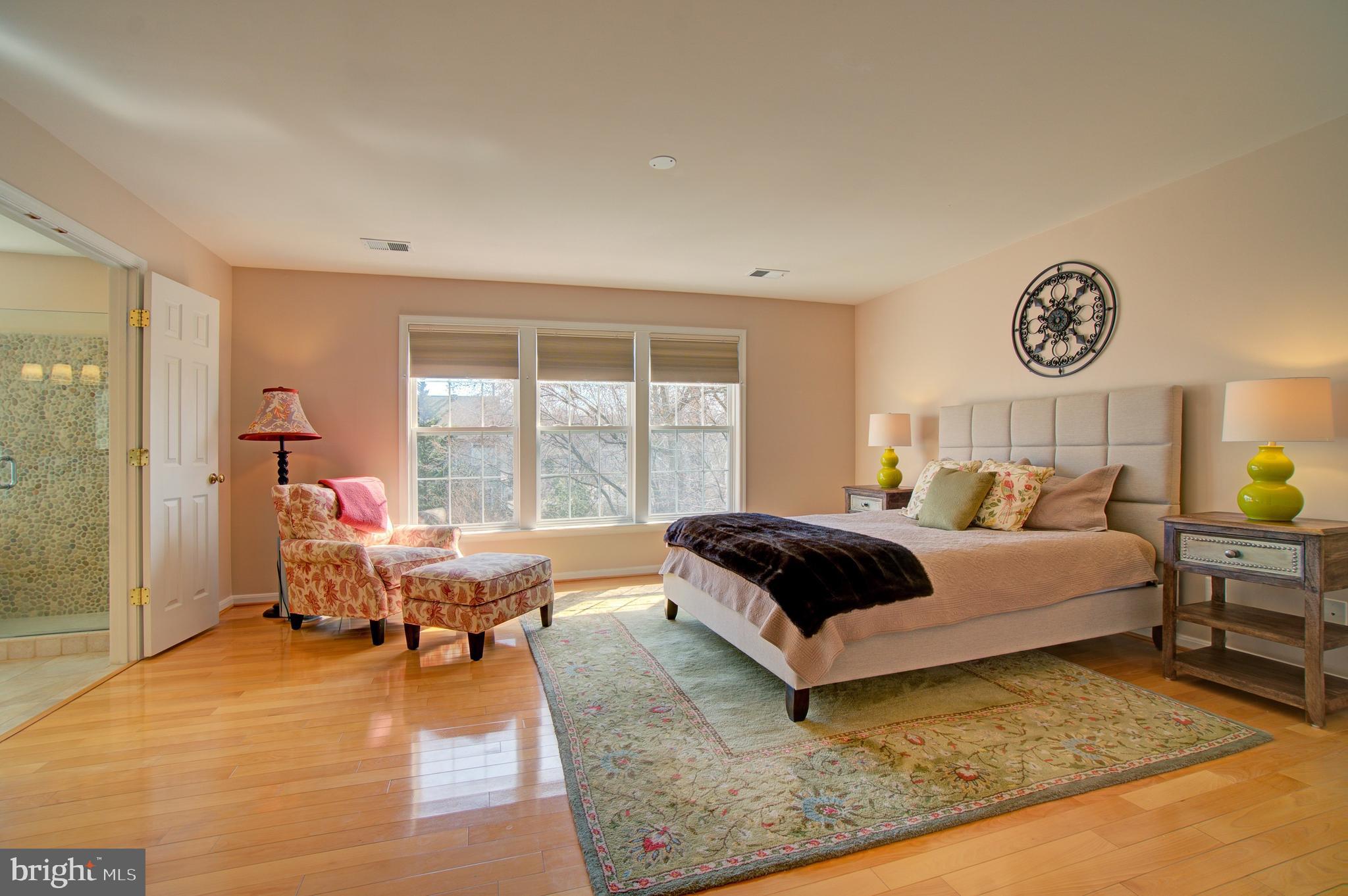 THE COURTS OF FOX MILL - Residential