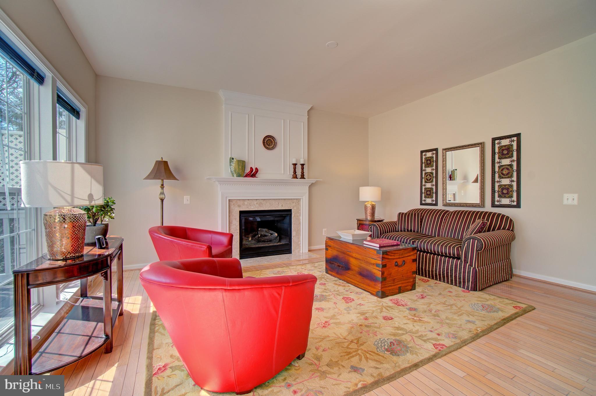 THE COURTS OF FOX MILL - Residential