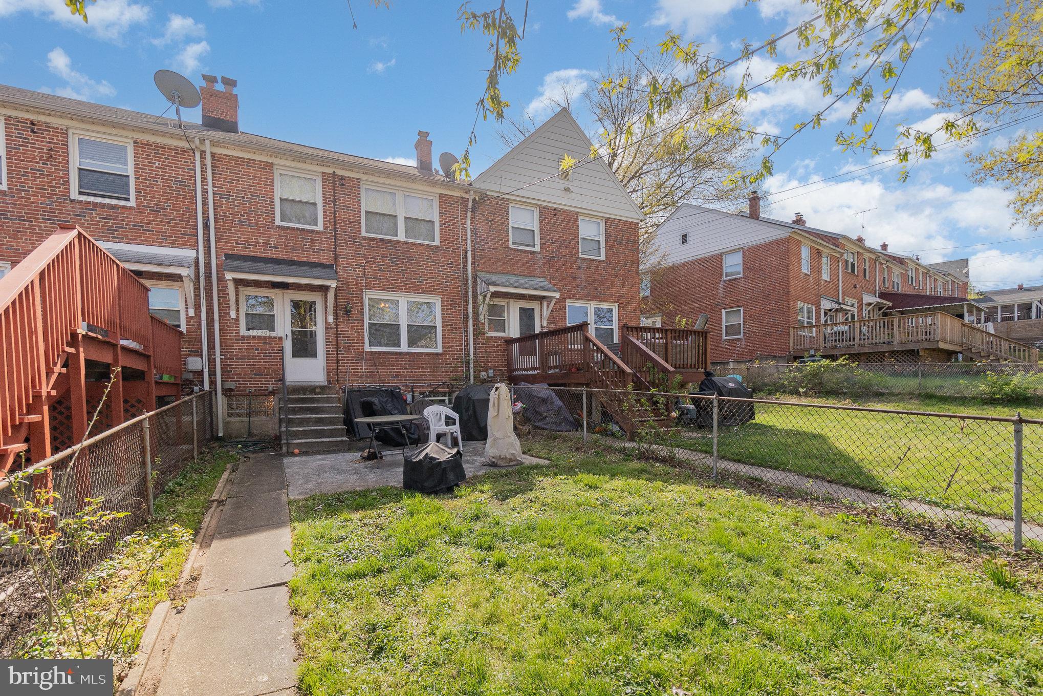 NORTHWOOD - Residential