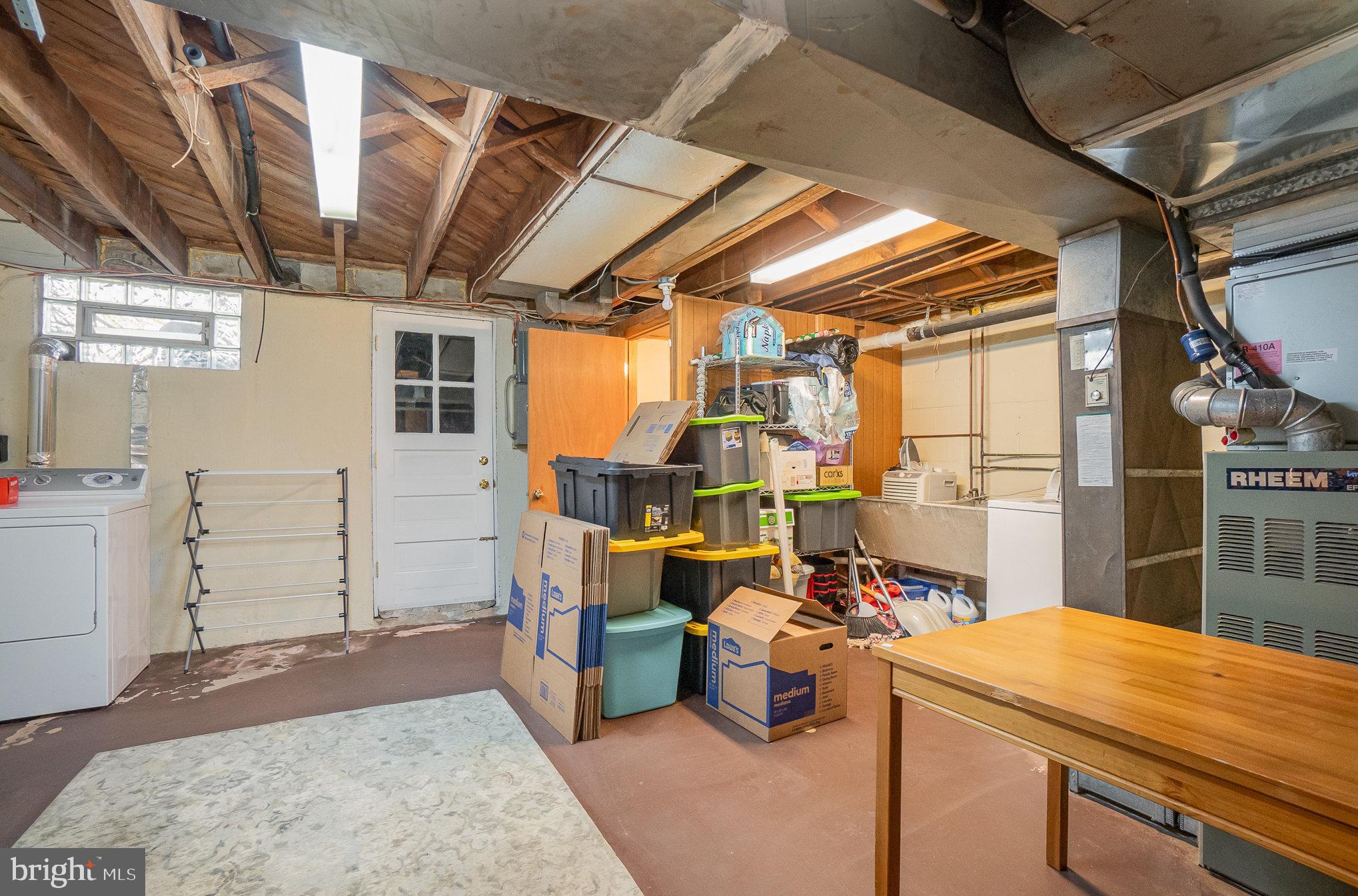 NORTHWOOD - Residential