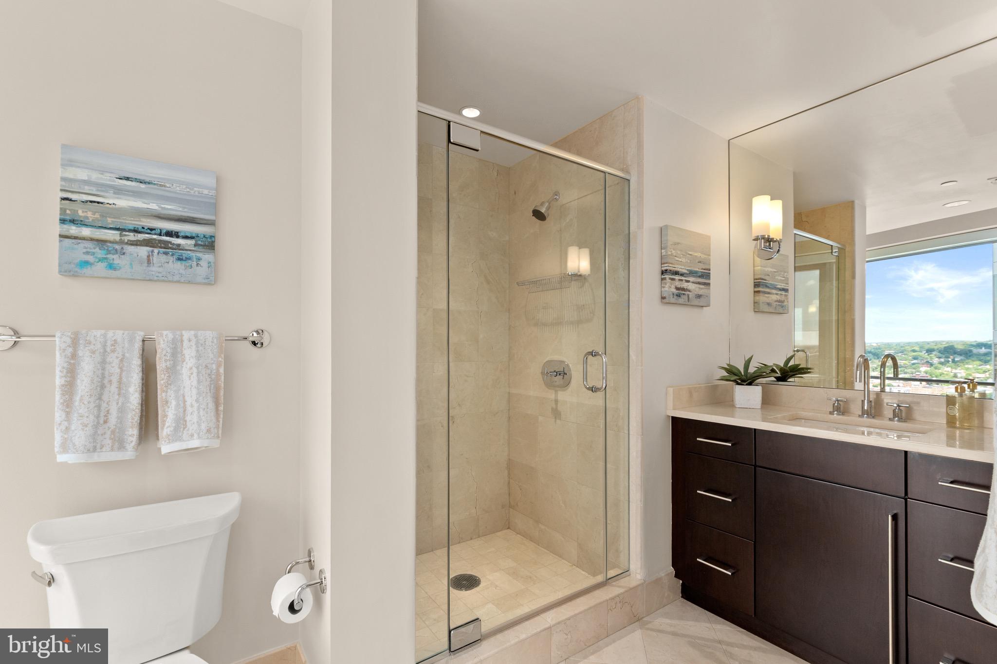 THE WATERVIEW - Residential