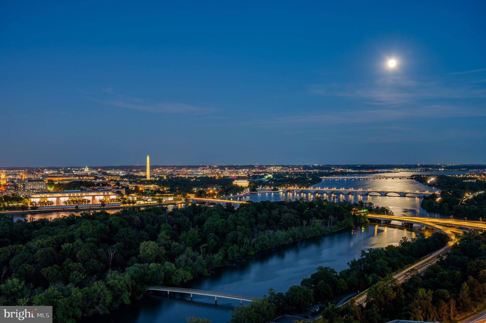 THE WATERVIEW - Residential