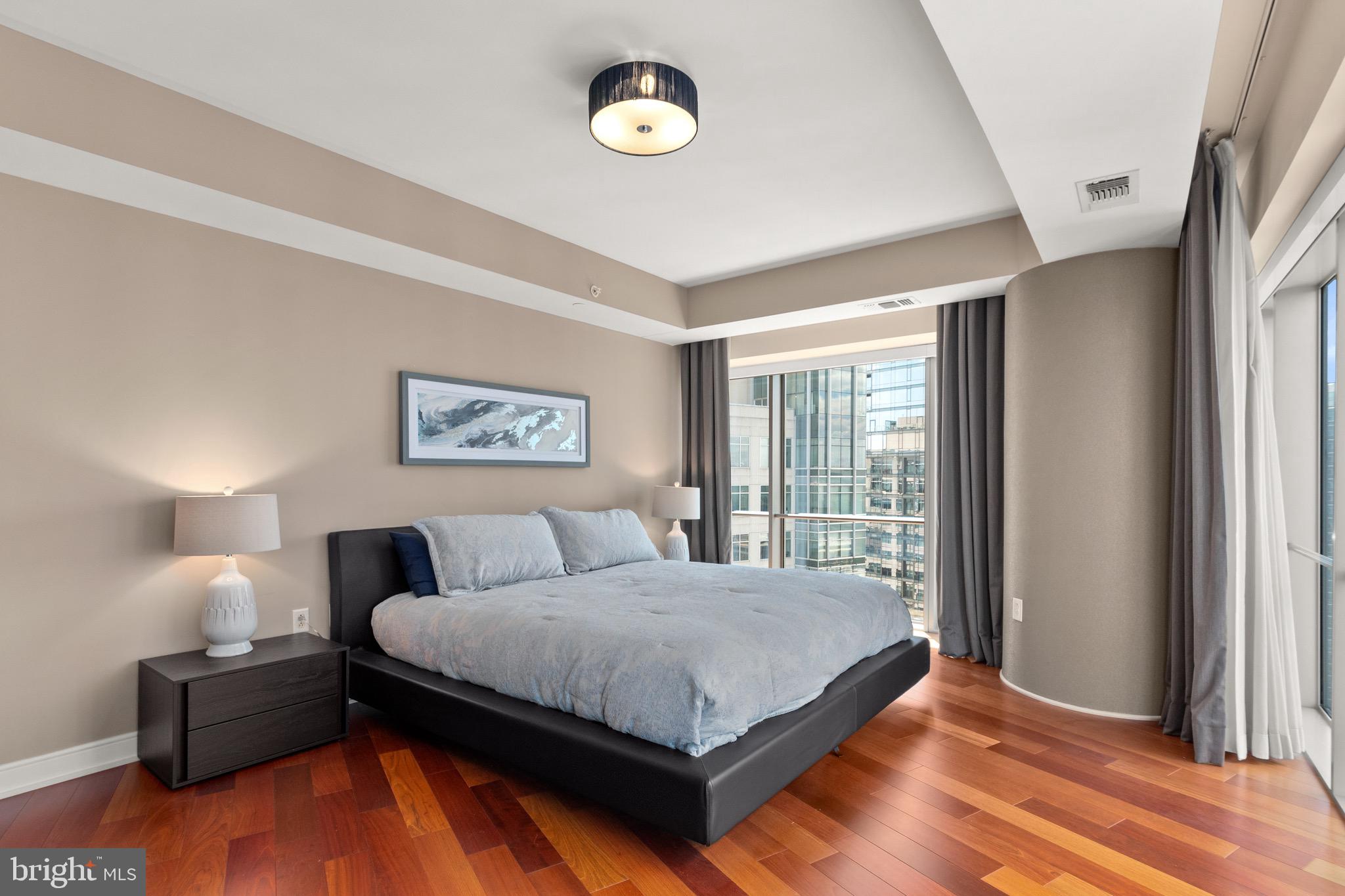 THE WATERVIEW - Residential