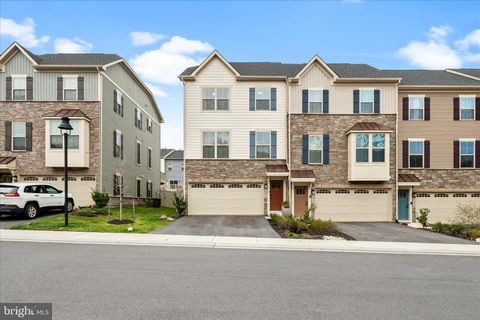 5924 PECKING STONE STREET NEW MARKET MD 21774