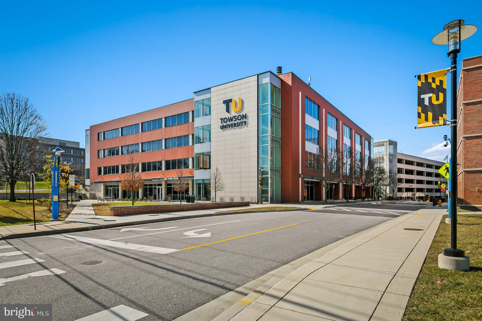 KNOLLWOOD - Residential