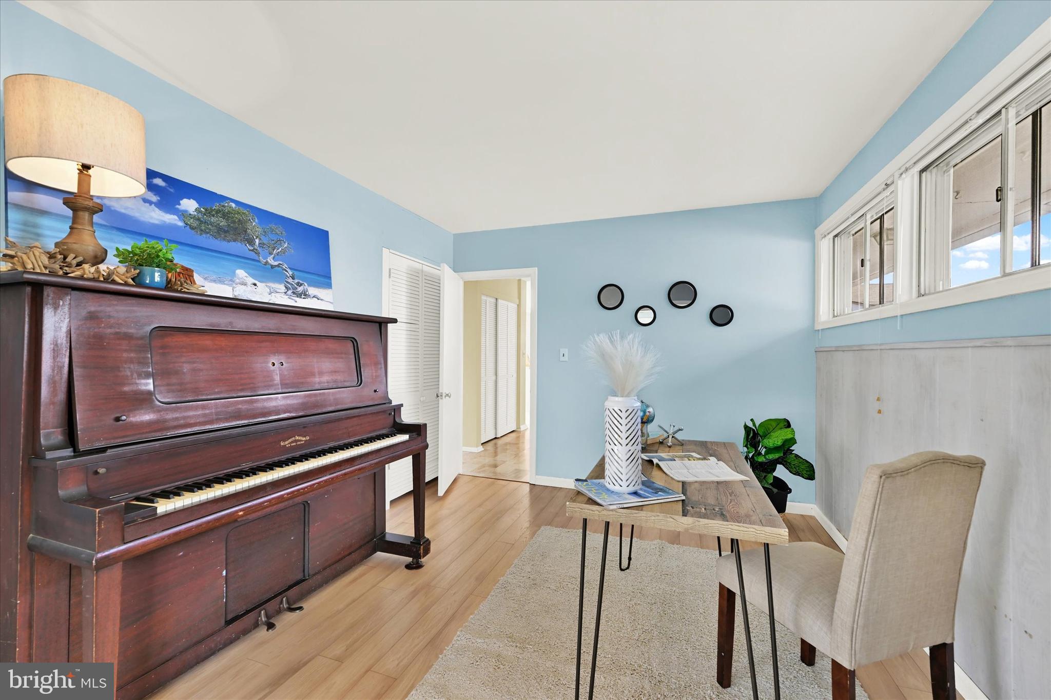 KNOLLWOOD - Residential