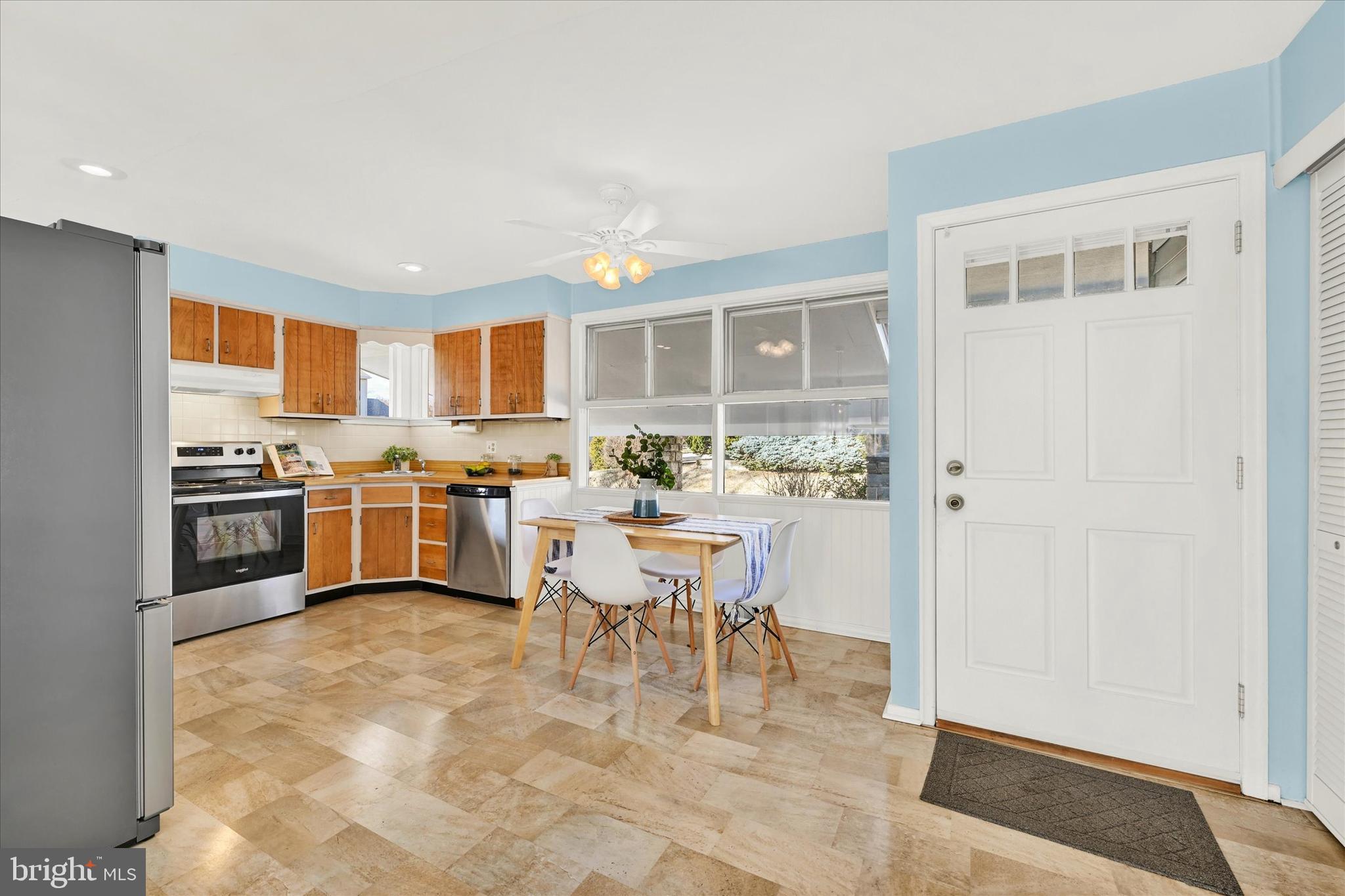 KNOLLWOOD - Residential