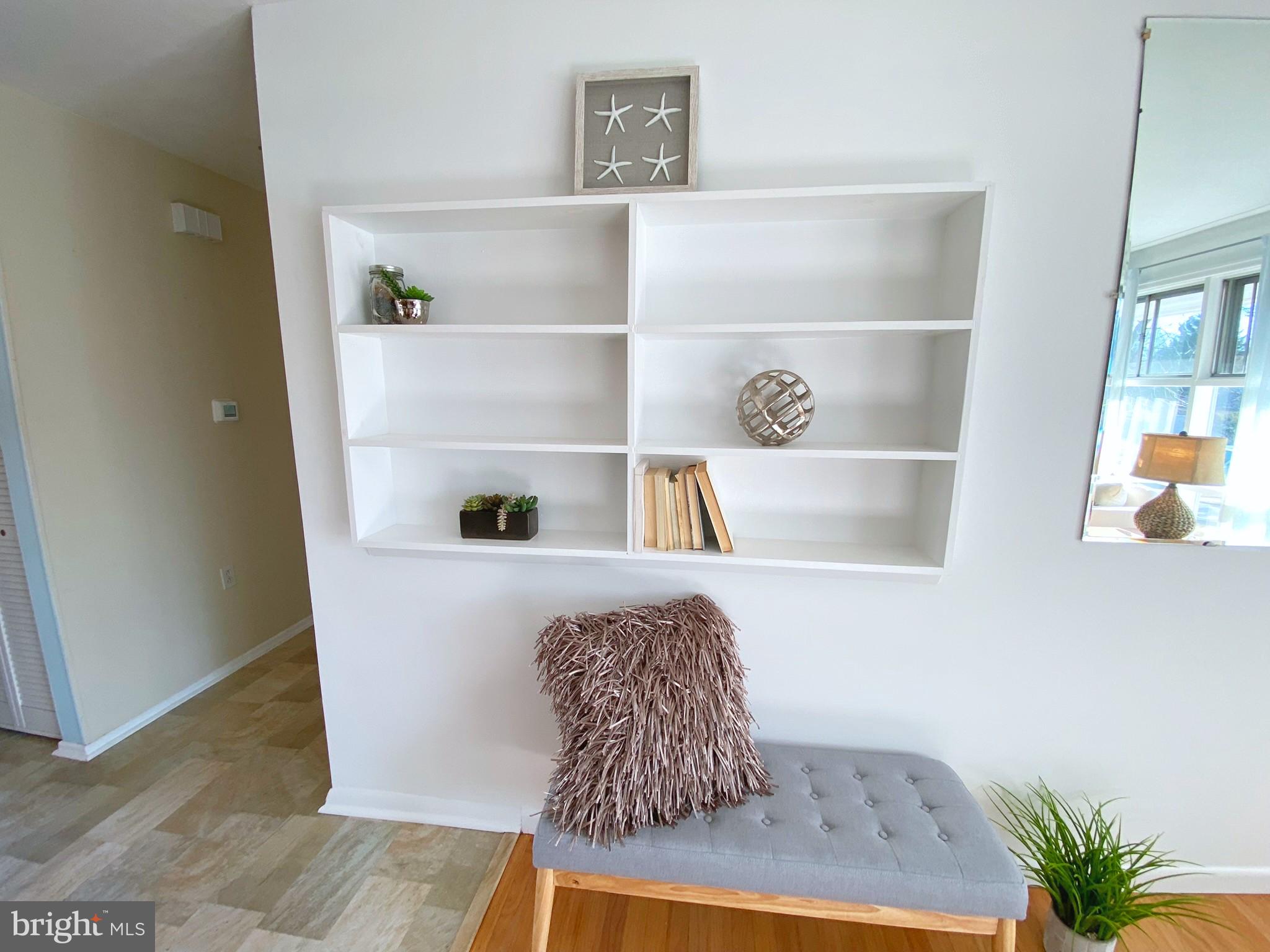 KNOLLWOOD - Residential