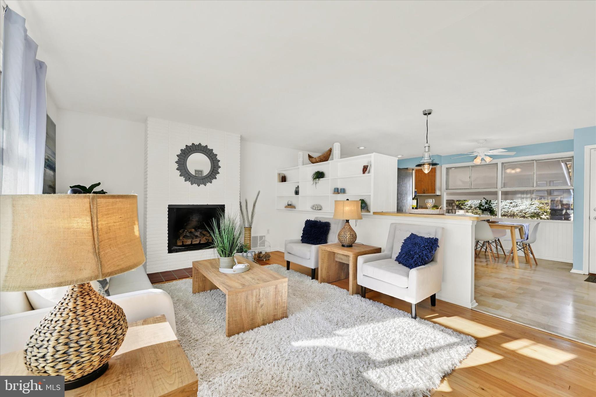 KNOLLWOOD - Residential