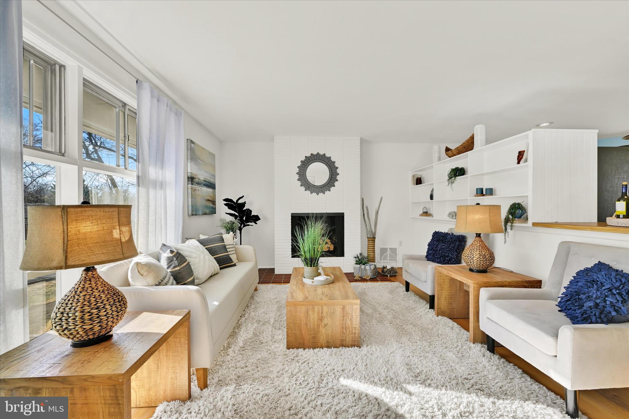 KNOLLWOOD - Residential