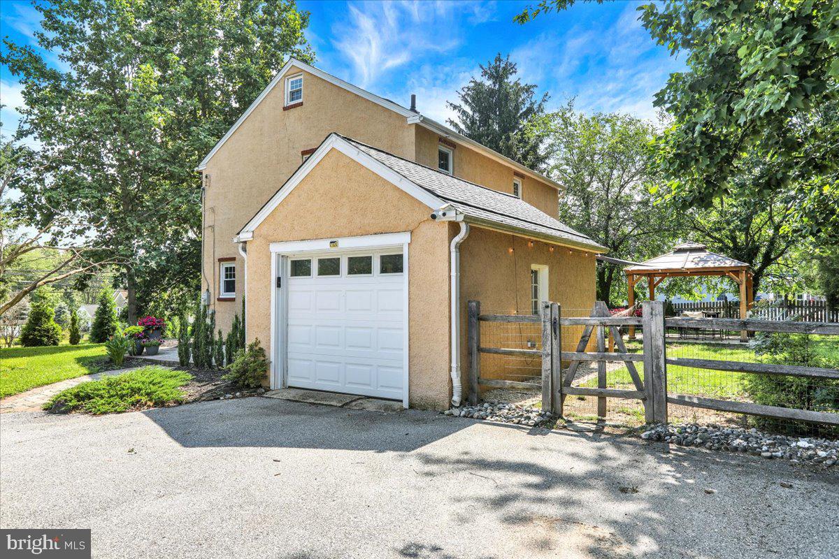 913 VALLEY FORGE ROAD