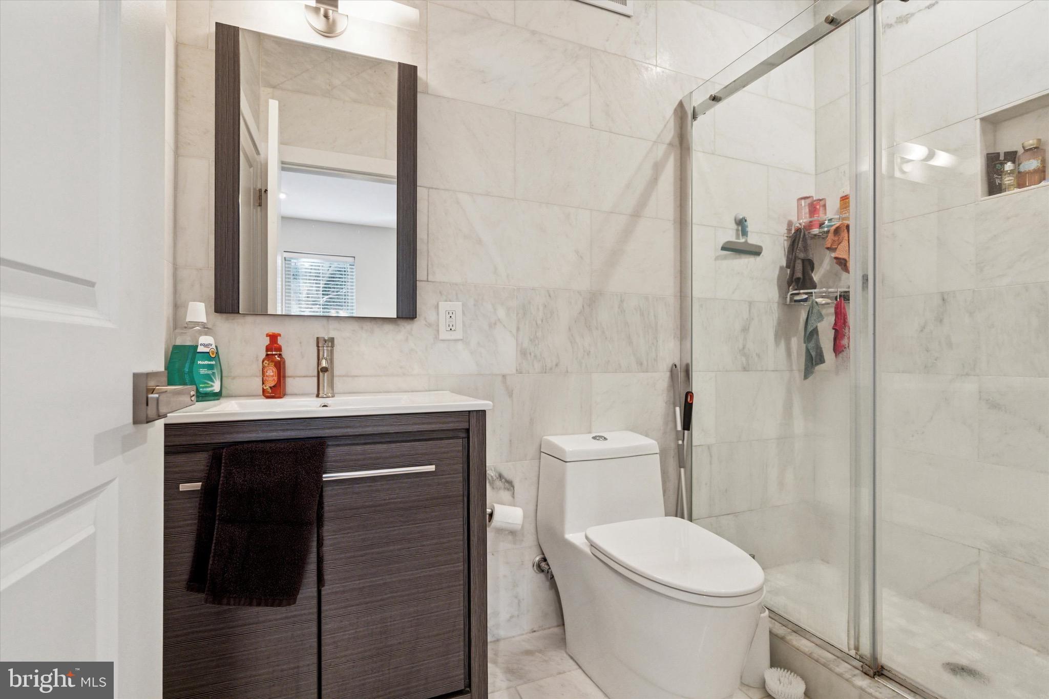 POINT BREEZE - Residential