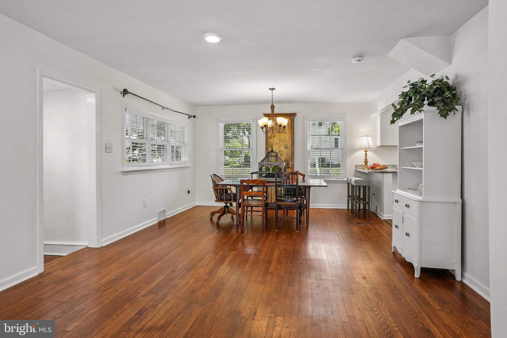 600 MAPLE AVENUE