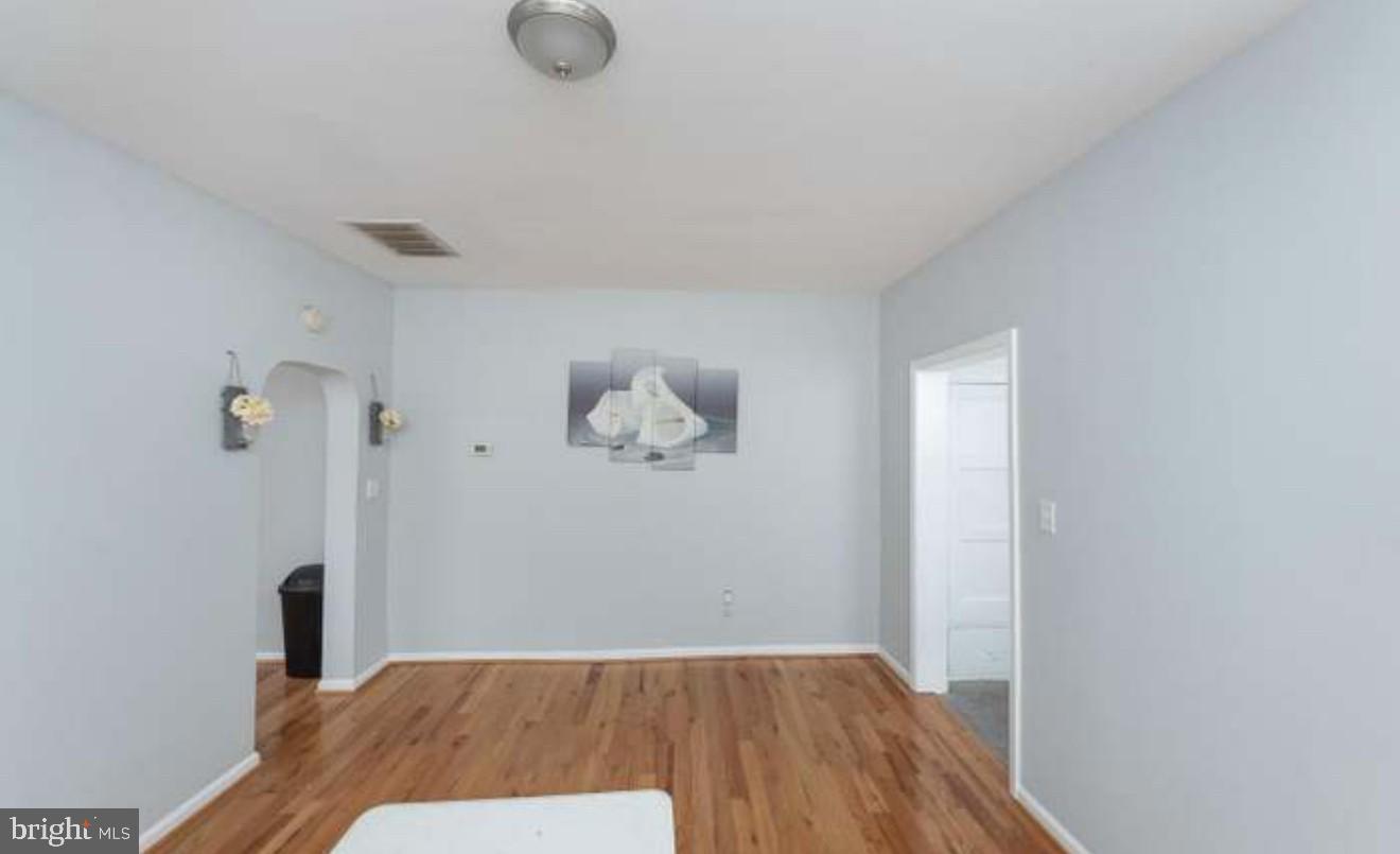 WASHINGTON VILLAGE - Residential Lease