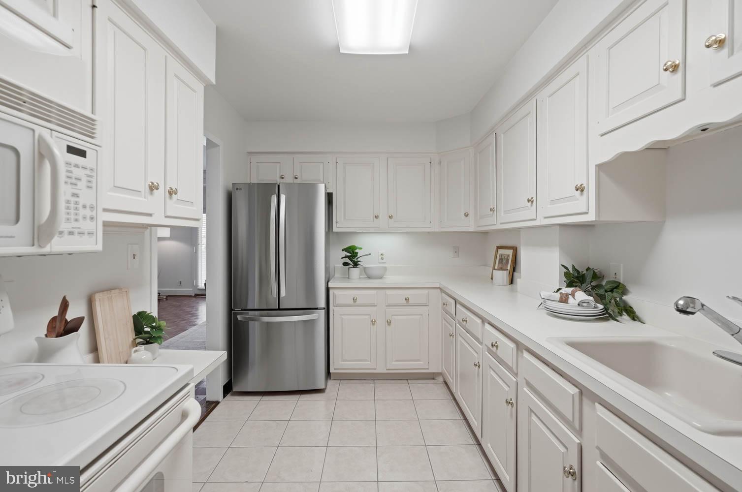 CHEVY CHASE - Residential