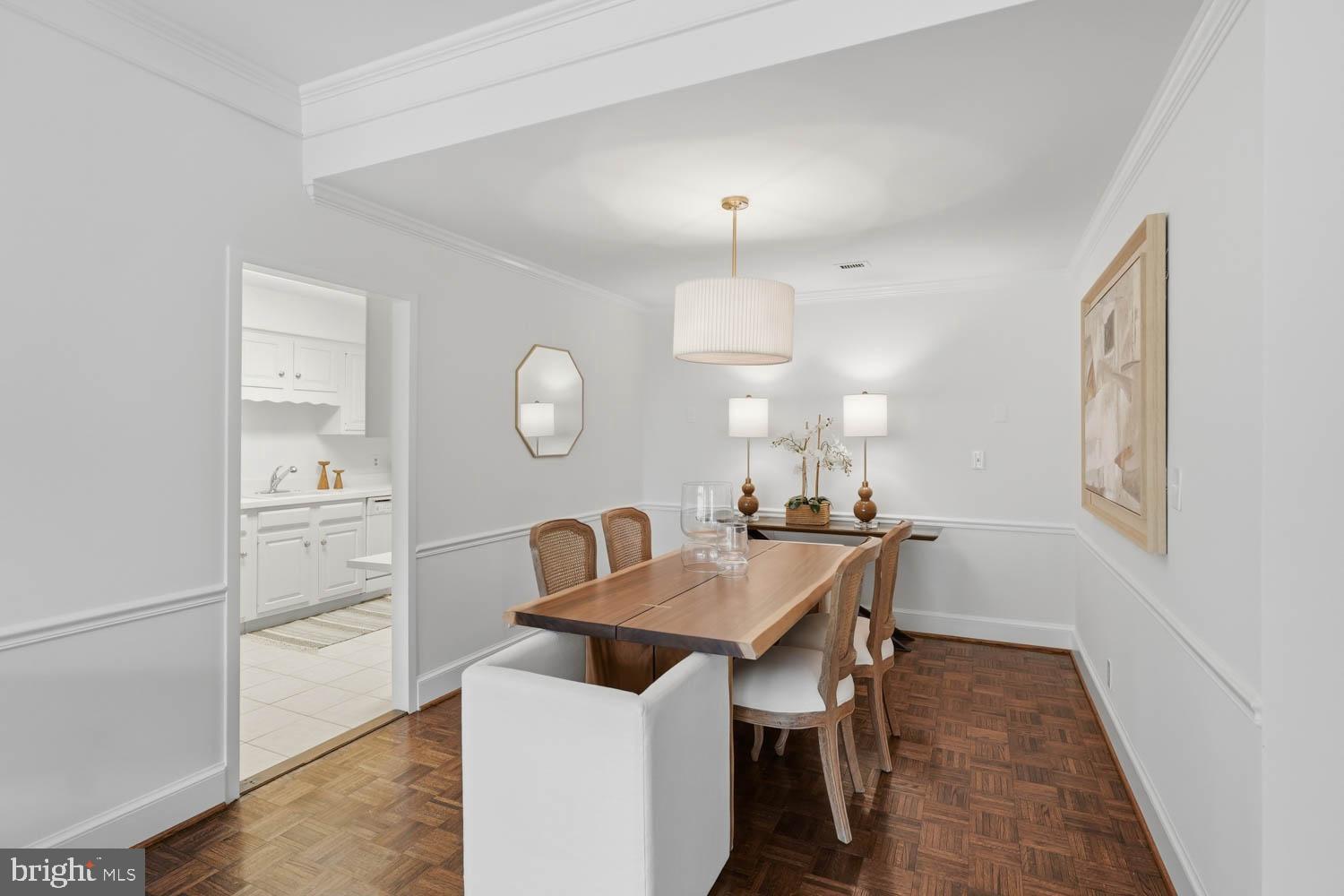 CHEVY CHASE - Residential