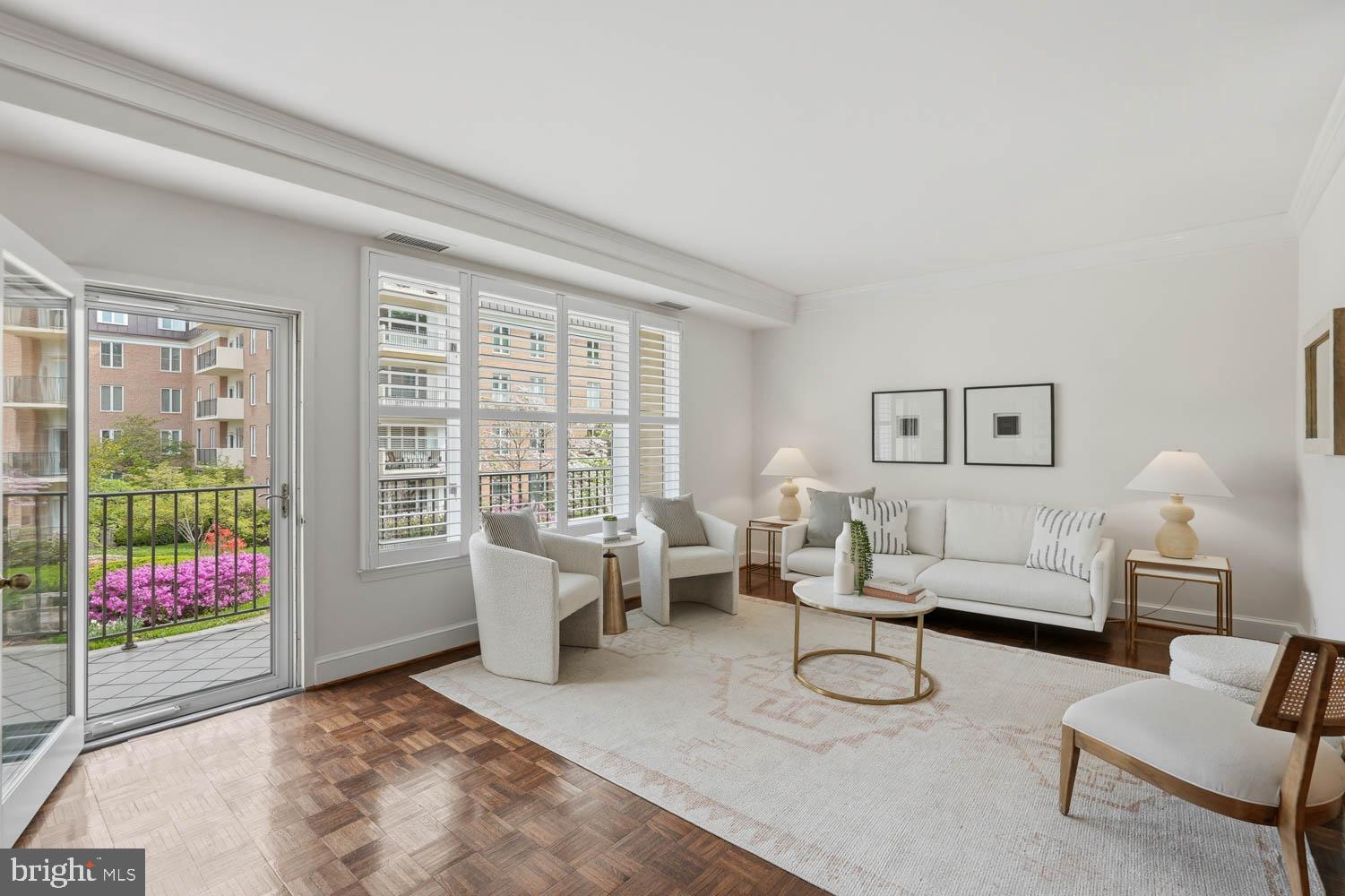 CHEVY CHASE - Residential